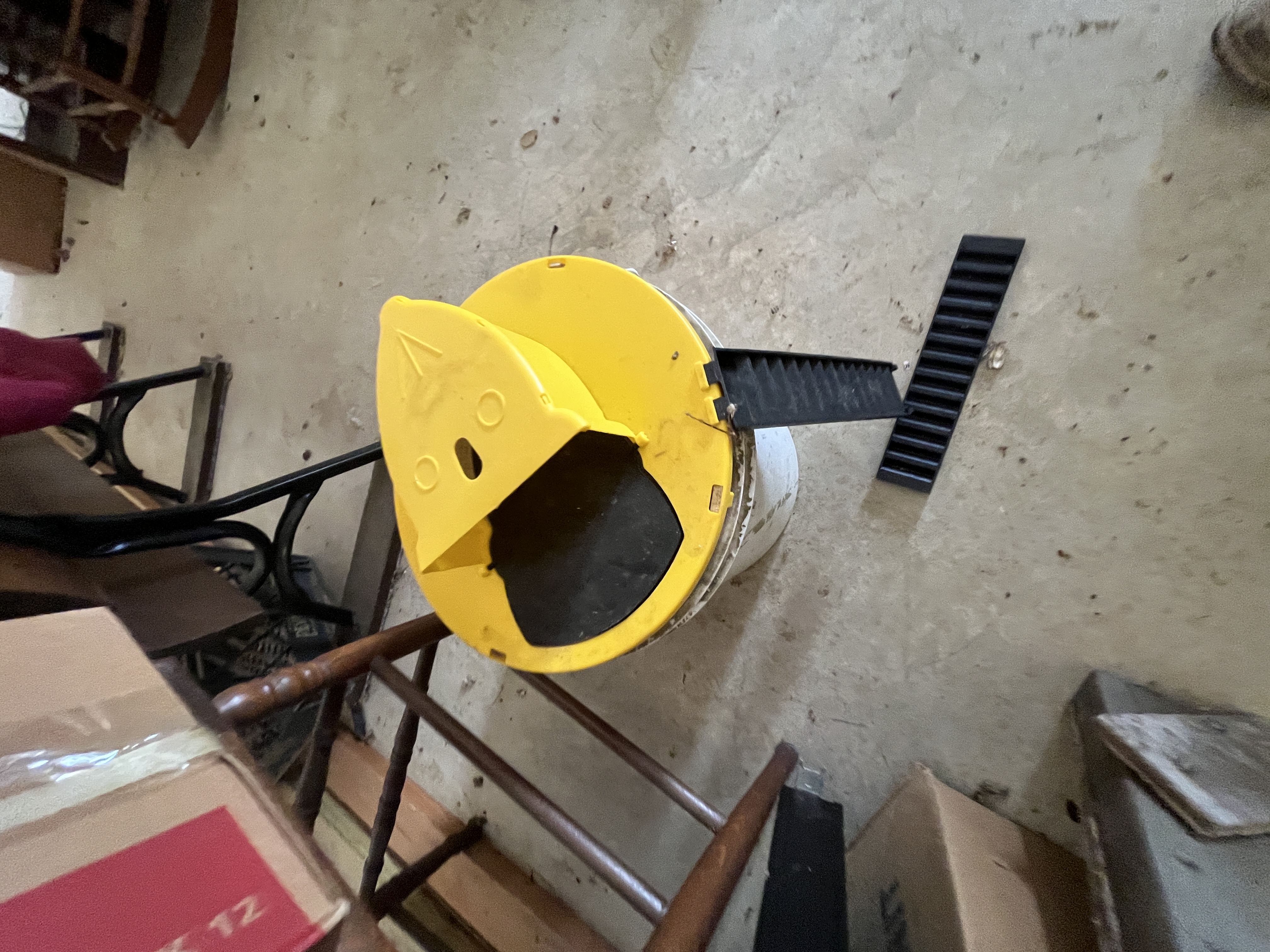 Real Estate & Personal Property Auction Image