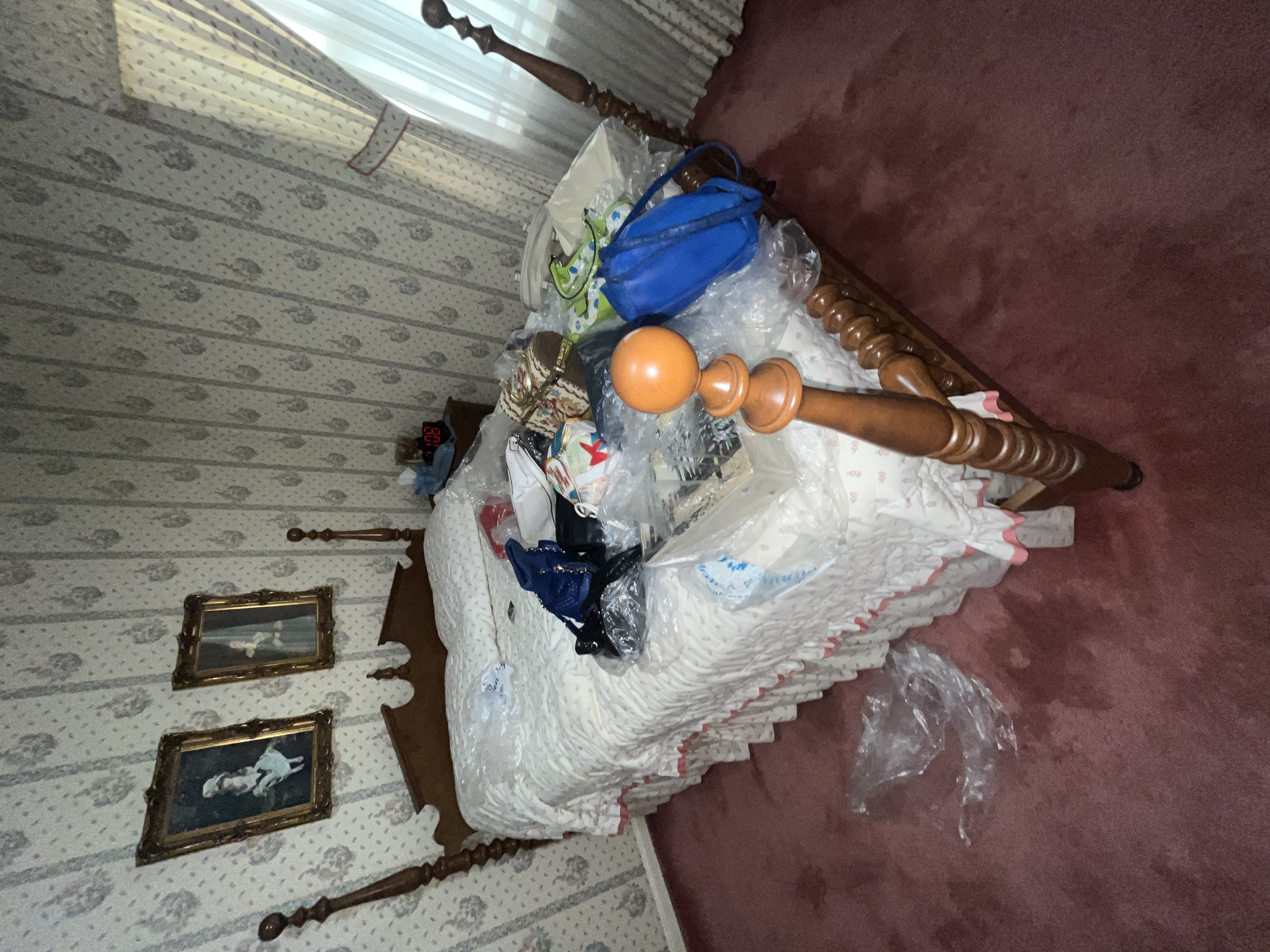 Estate Auction Image