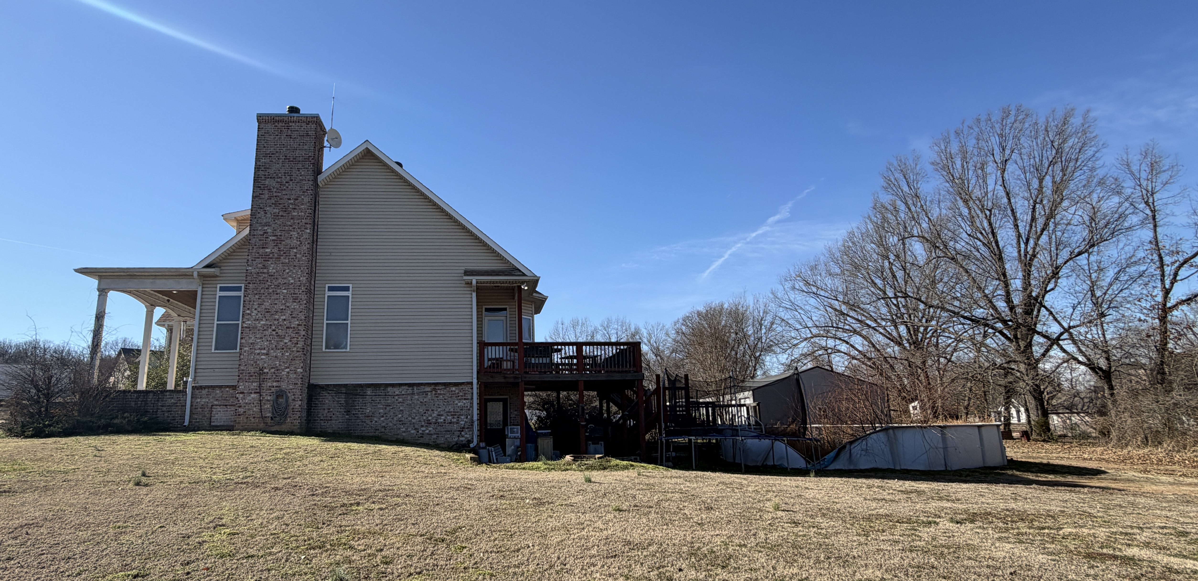 Real Estate & Personal Property Auction Image