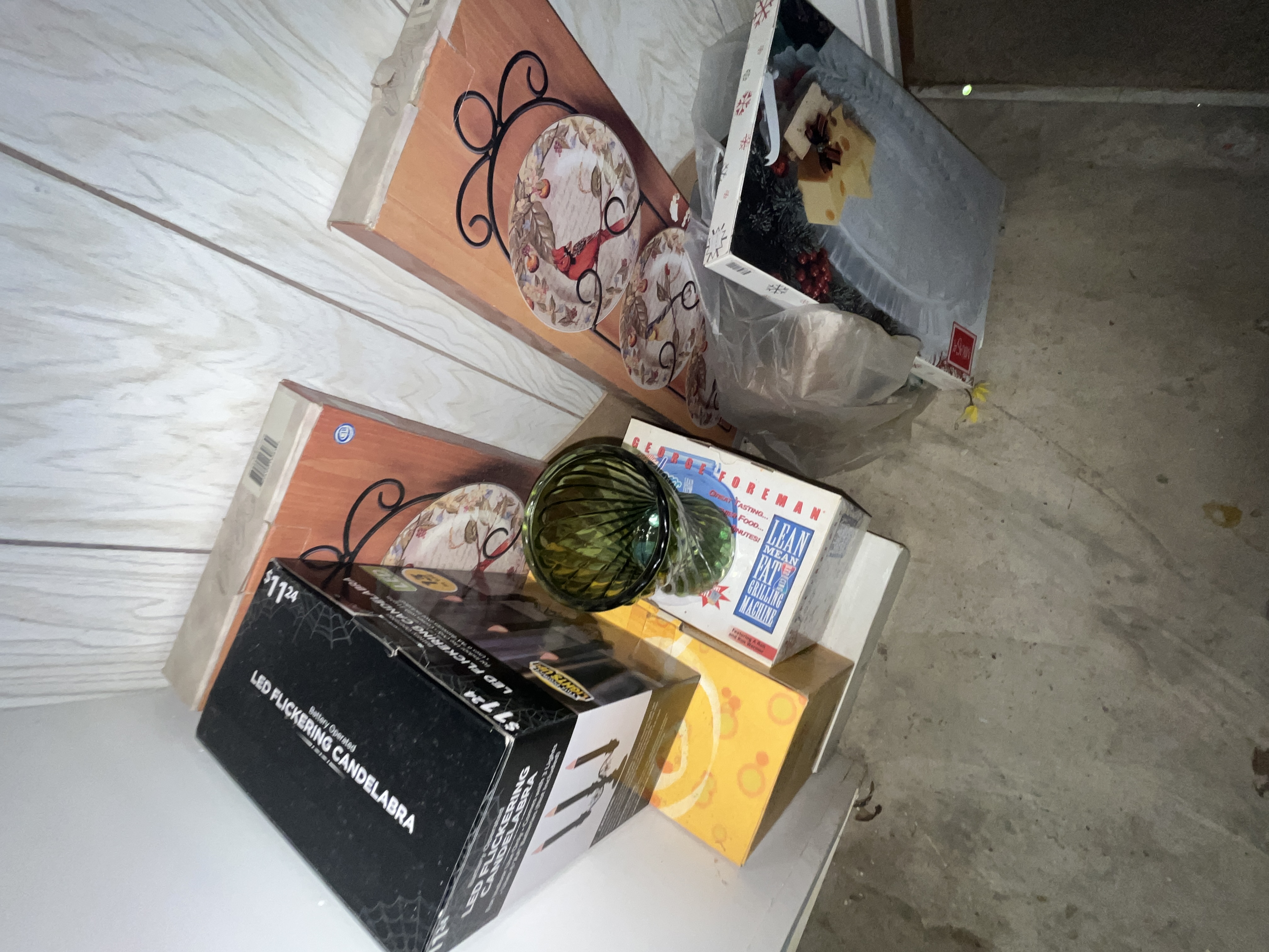 Estate Auction Image