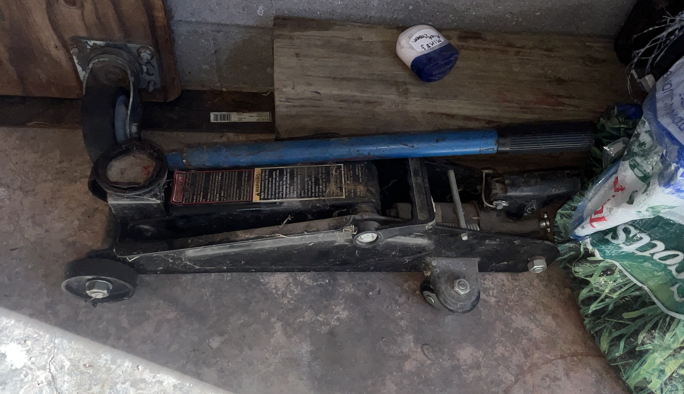 Varvil Estate Auction Image