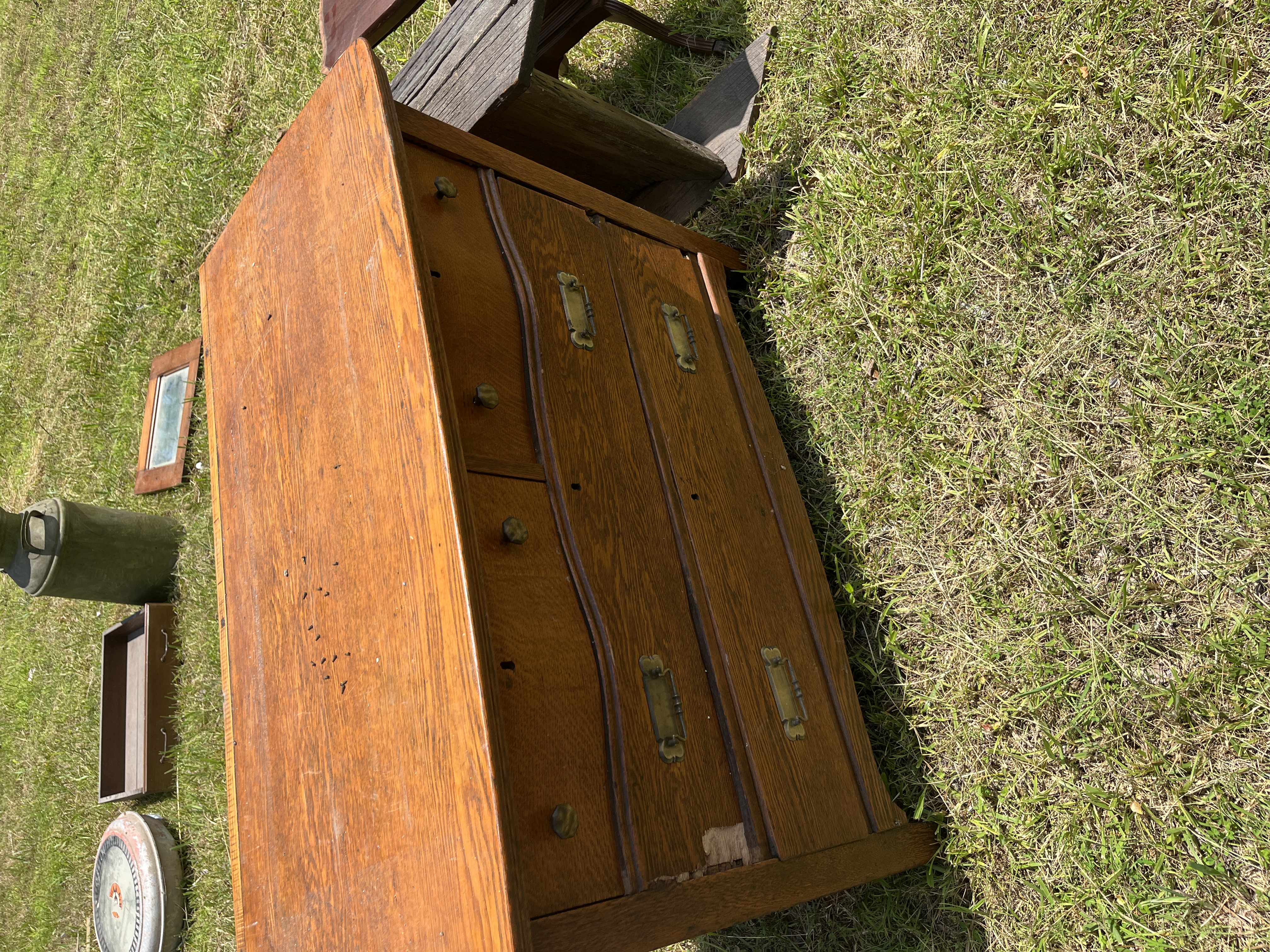 Real Estate & Personal Property Auction Image