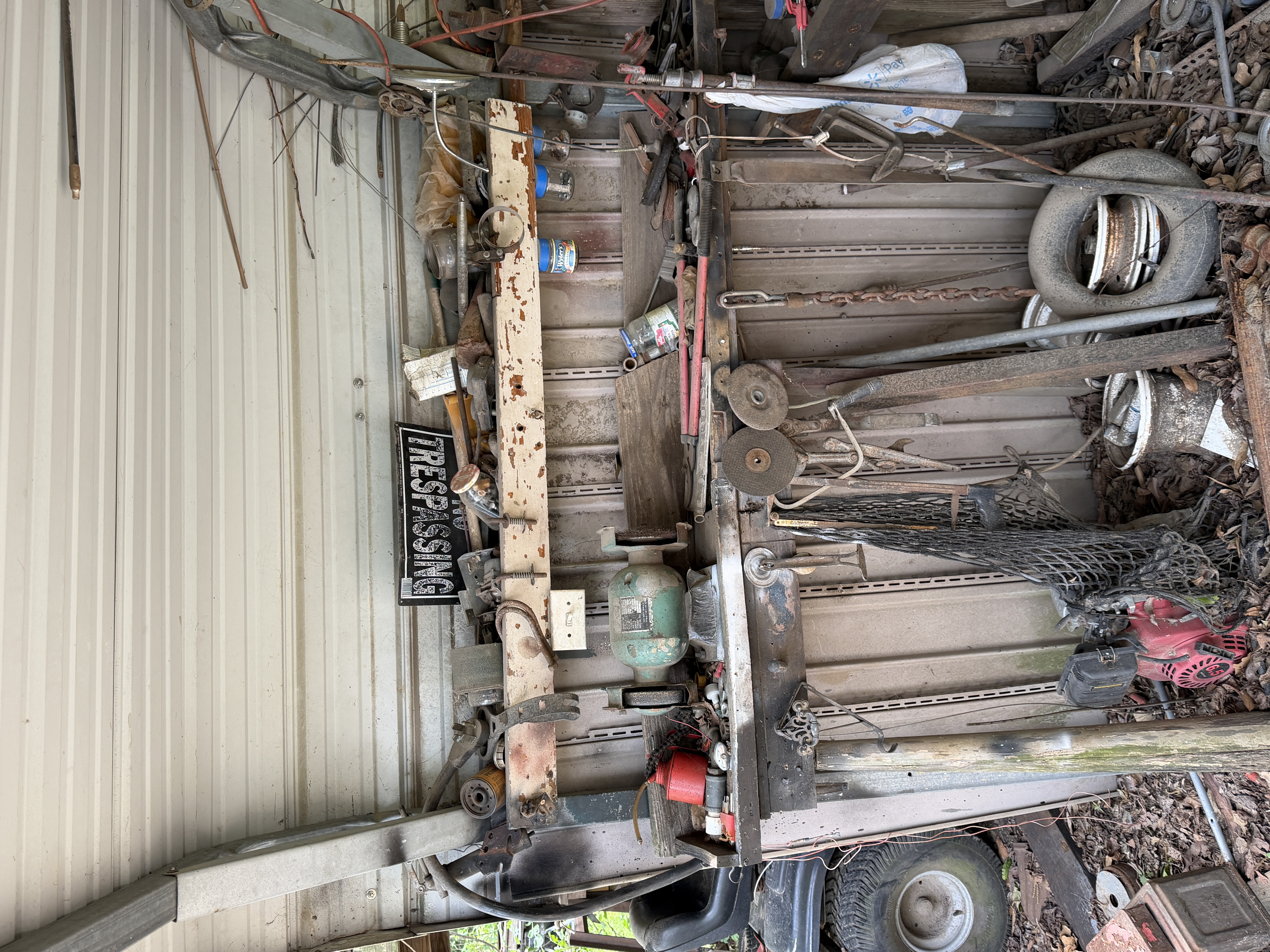 Real Estate & Personal Property Auction Image