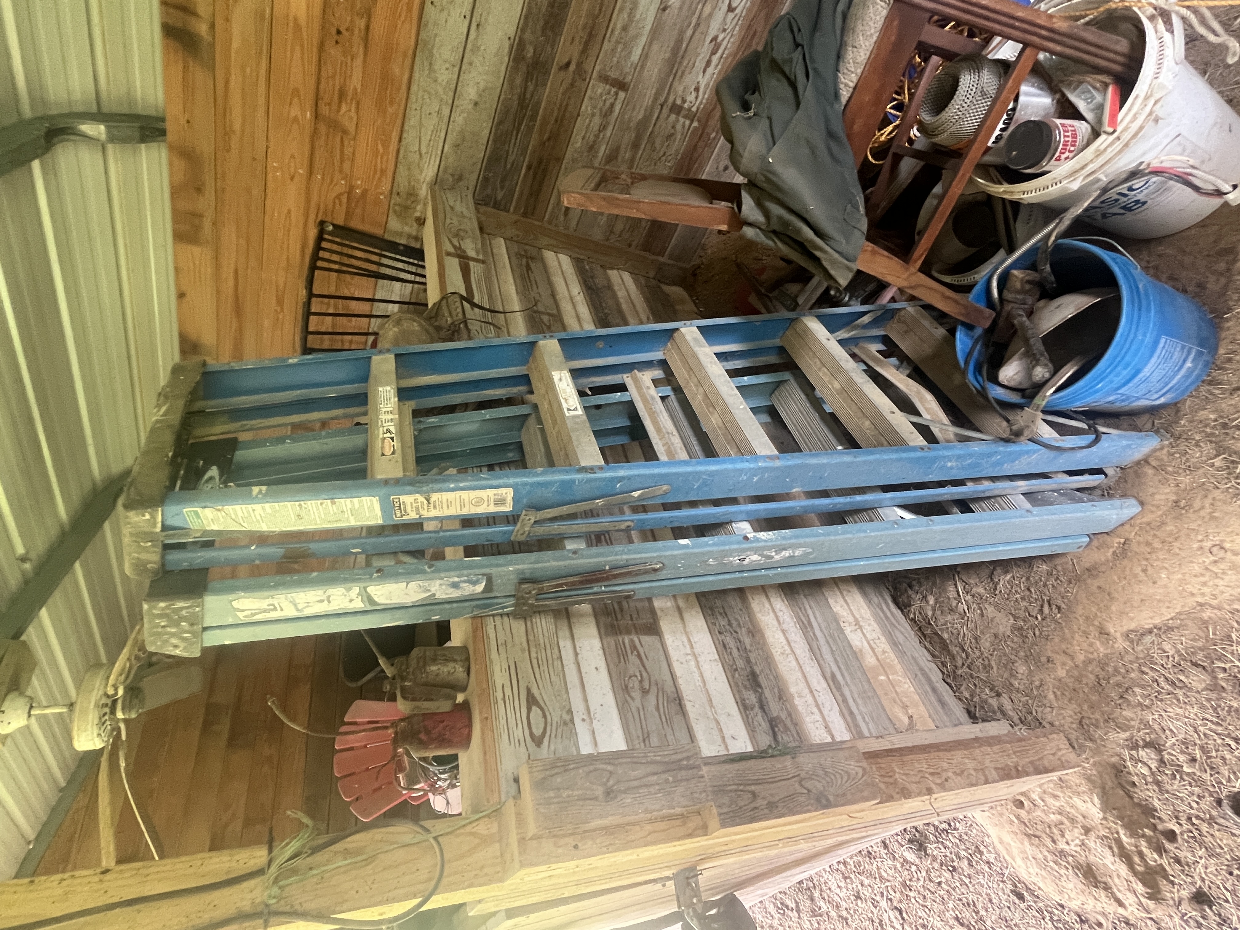 Moving Auction Image