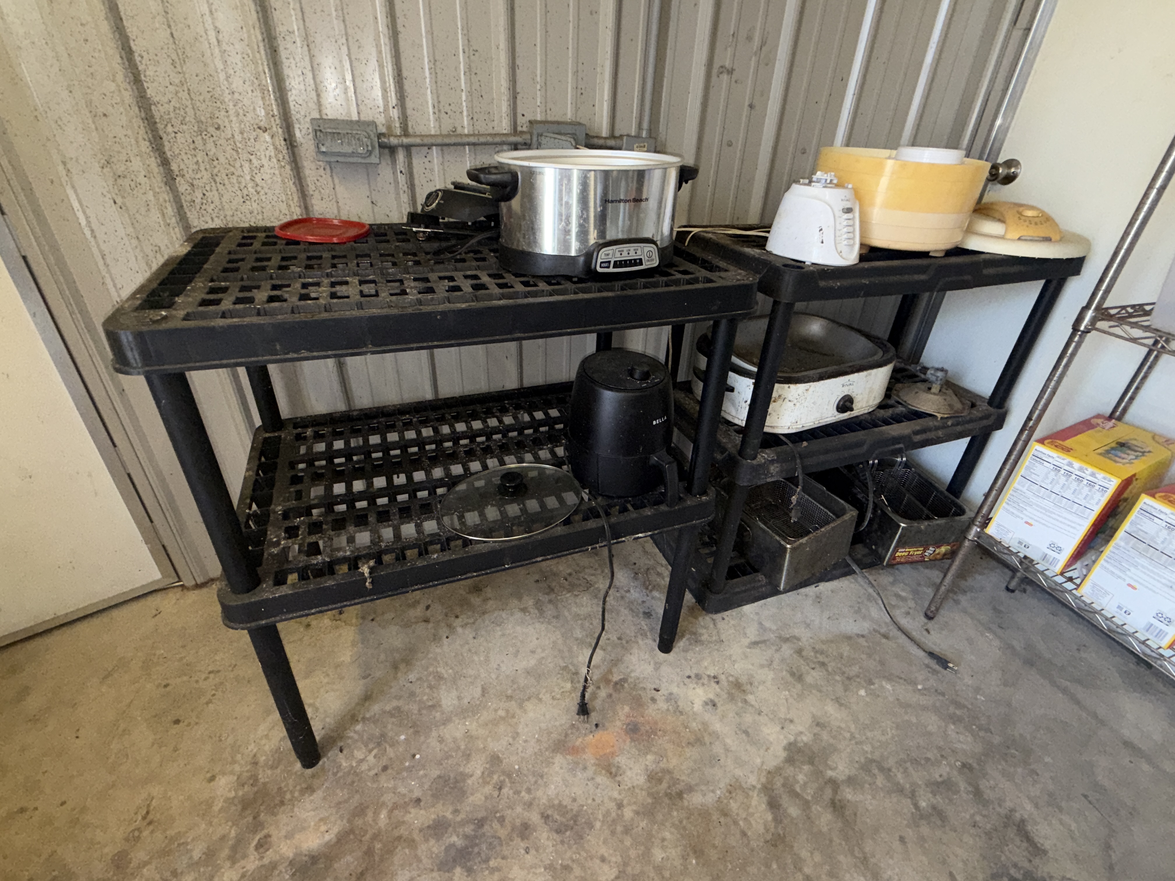 Real Estate & Personal Property Auction Image