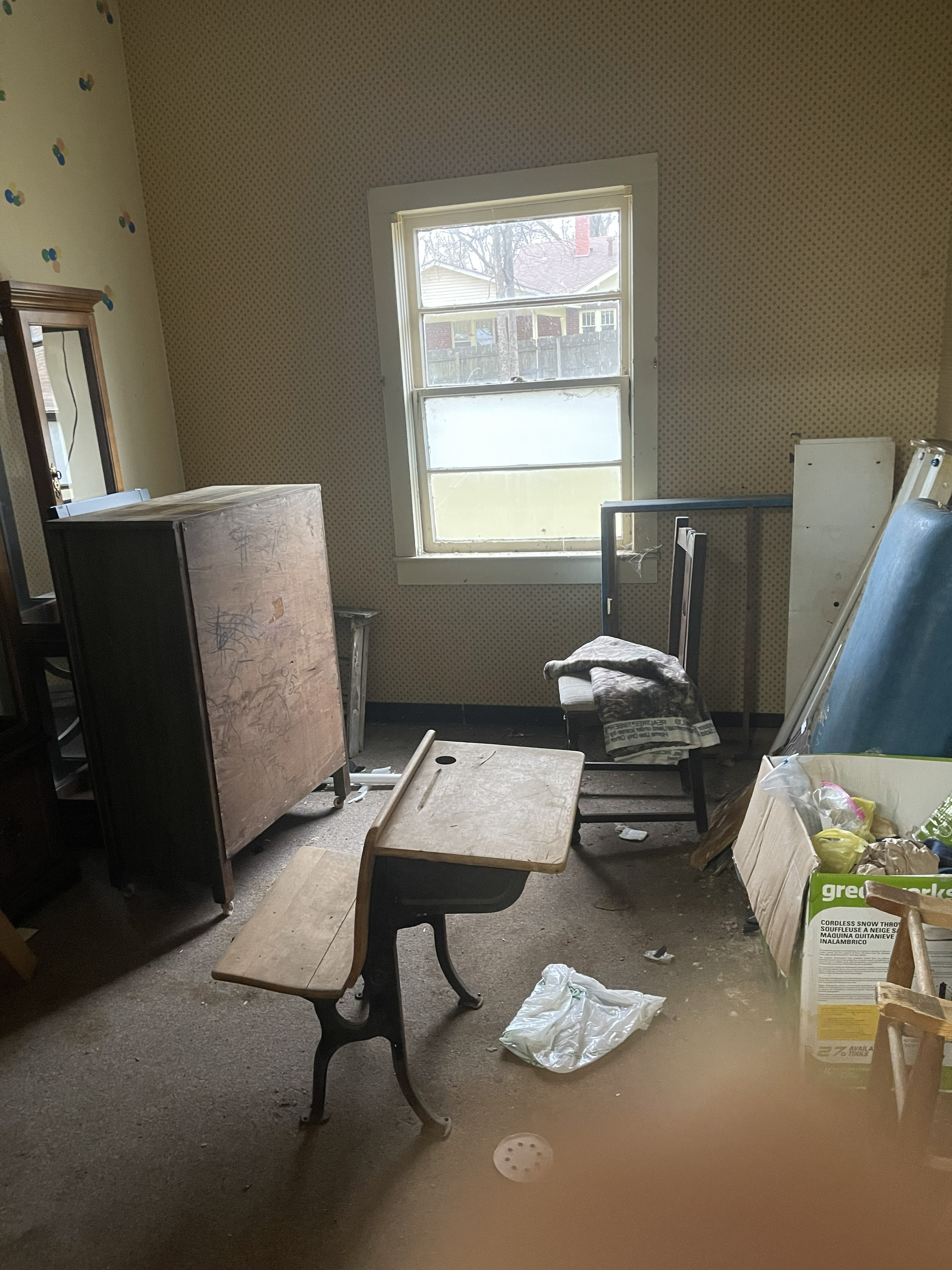 Commercial Real Estate Auction Image