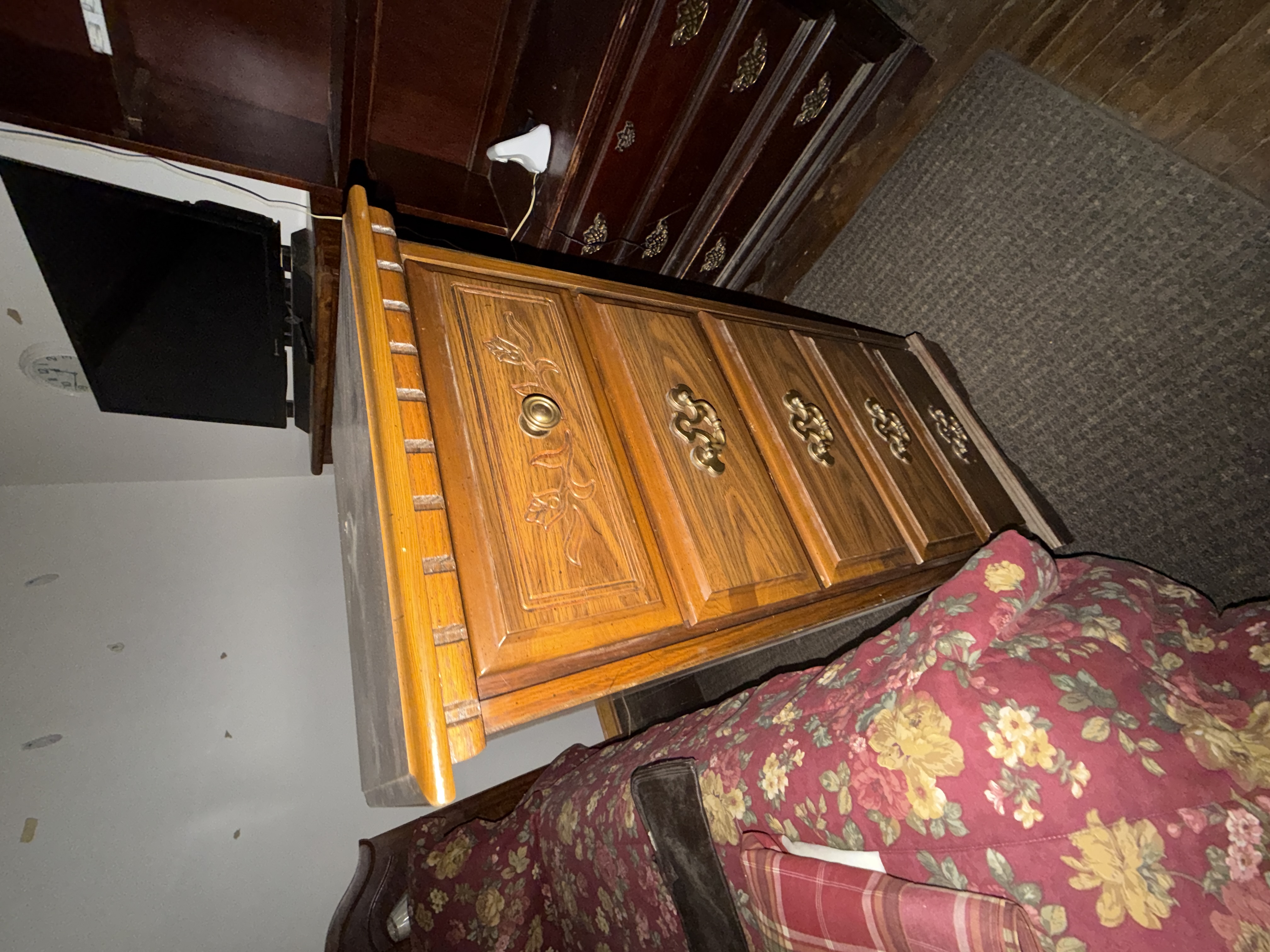 Real Estate & Personal Property Auction Image