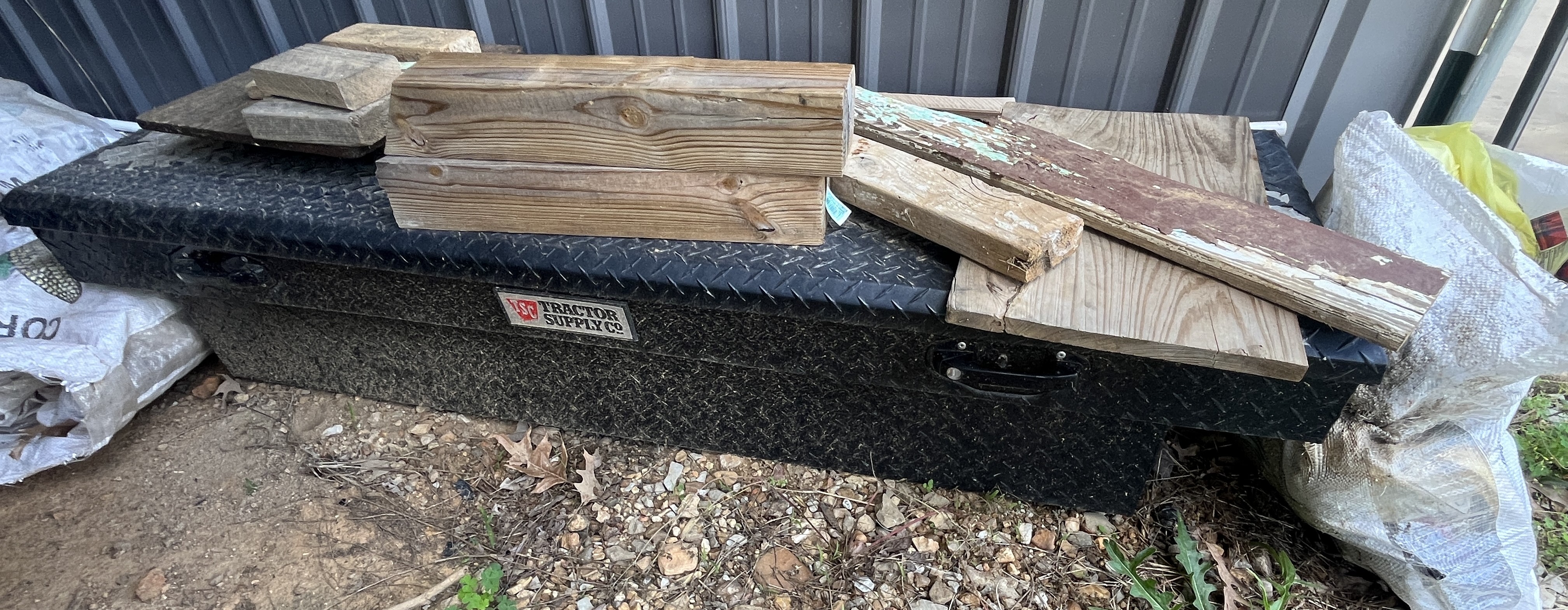 Real Estate & Personal Property Auction Image