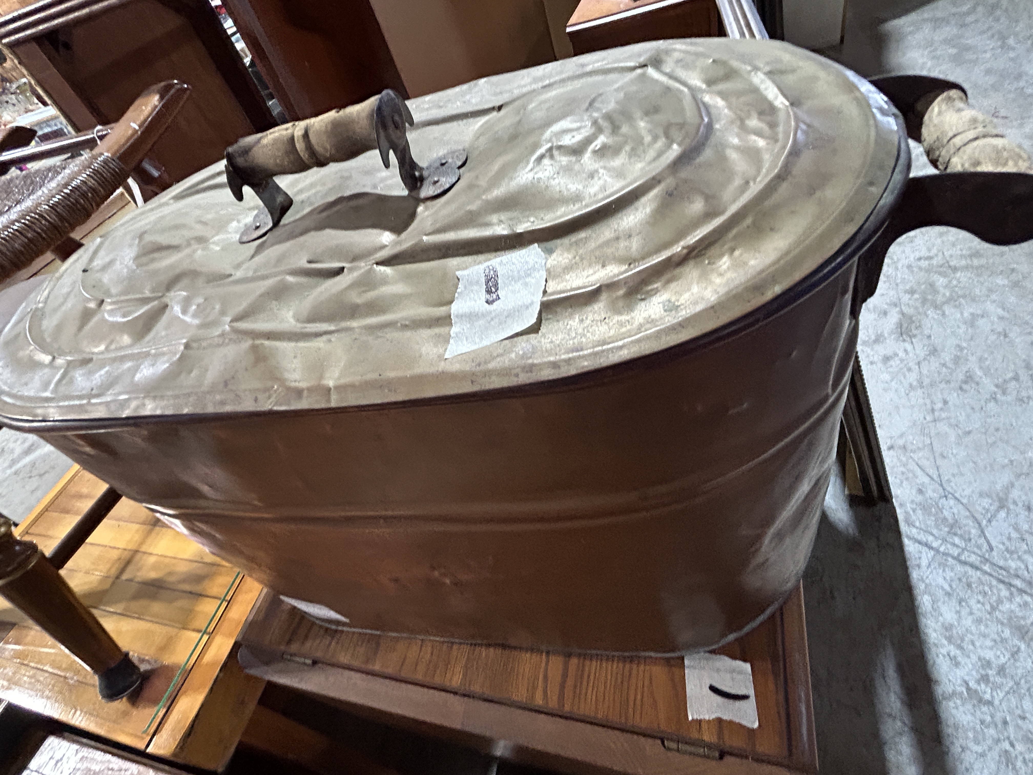Auction Image