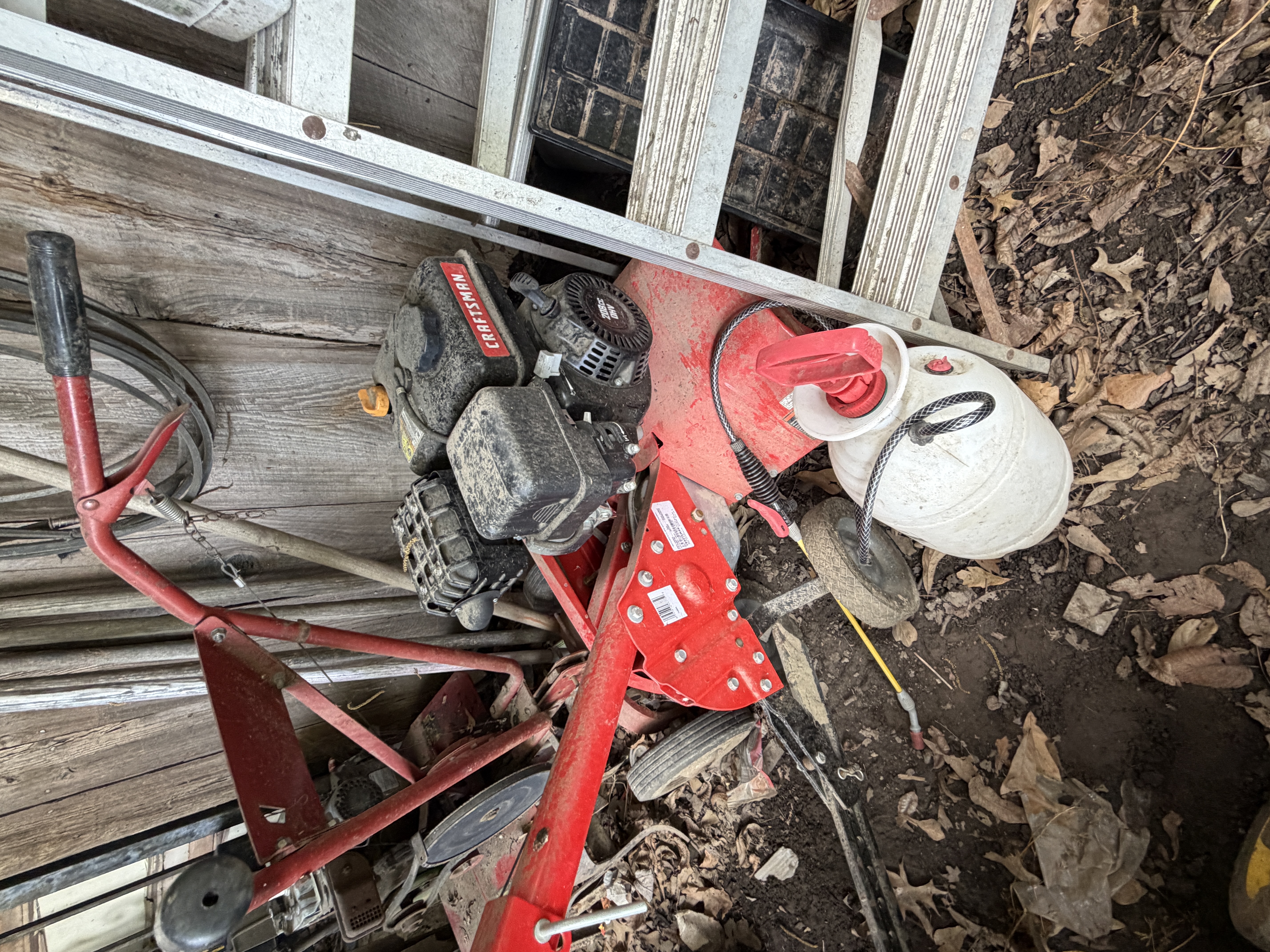 Real Estate & Personal Property Auction Image