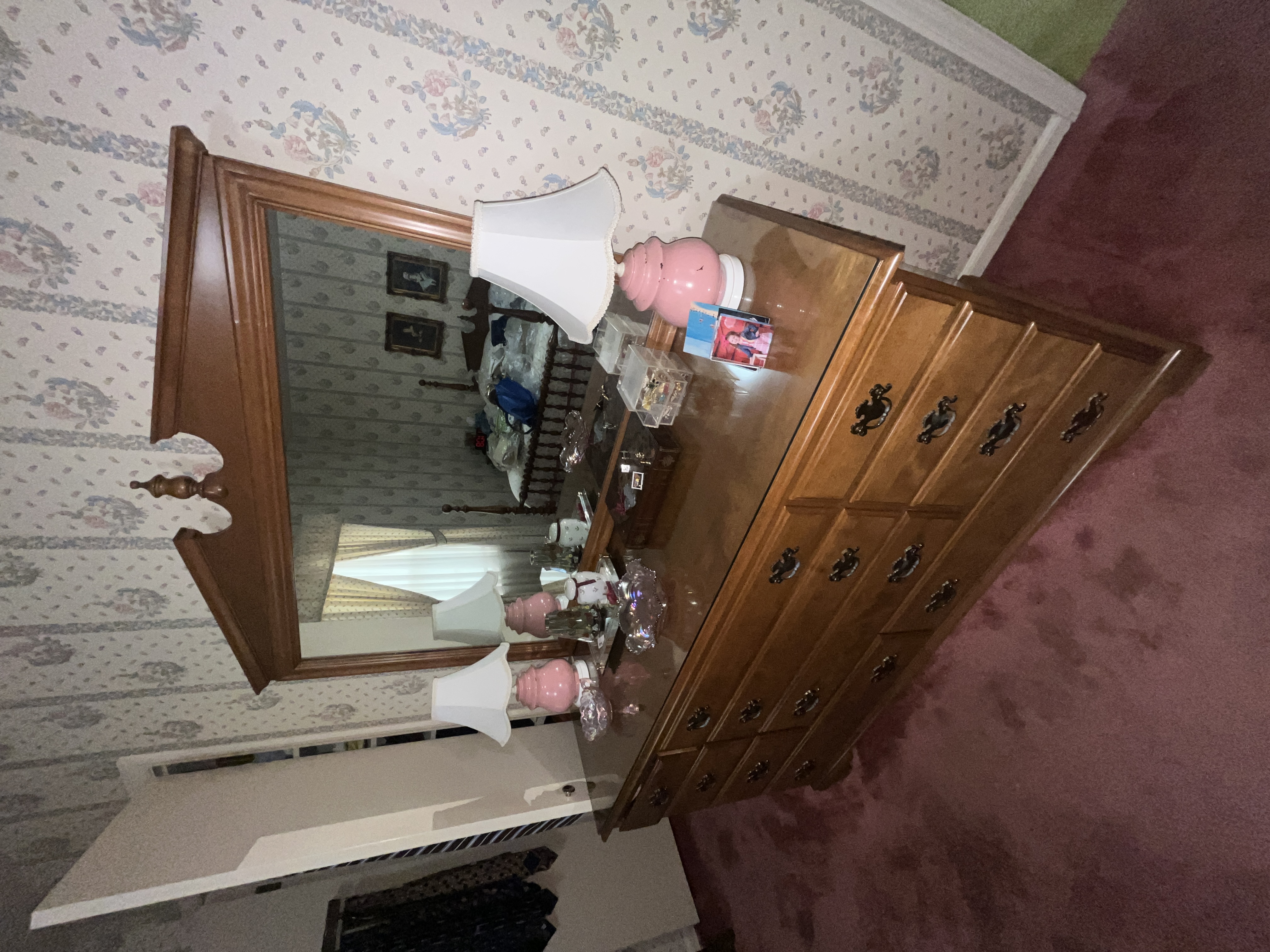 Estate Auction Image
