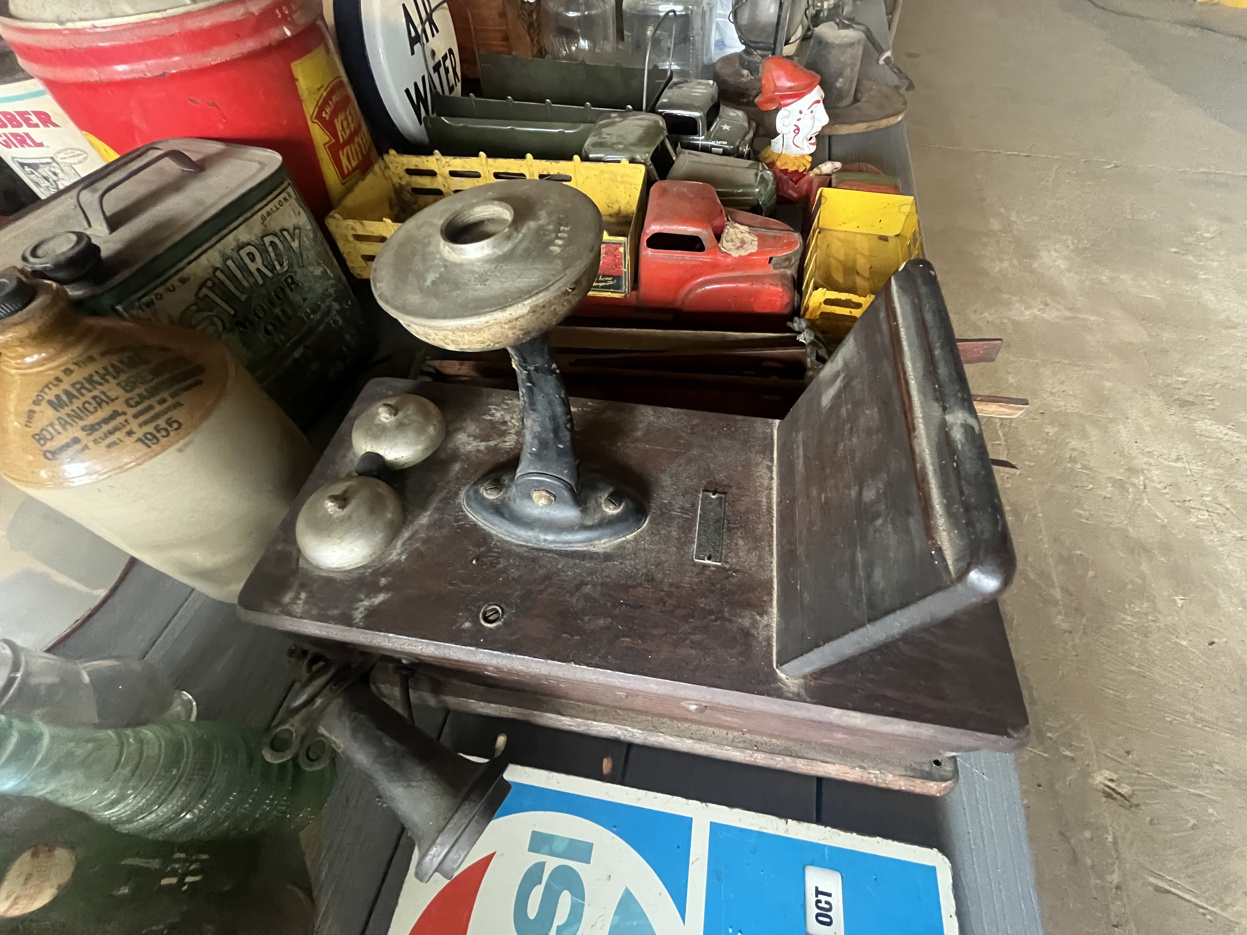 Collector's Dream Auction Image