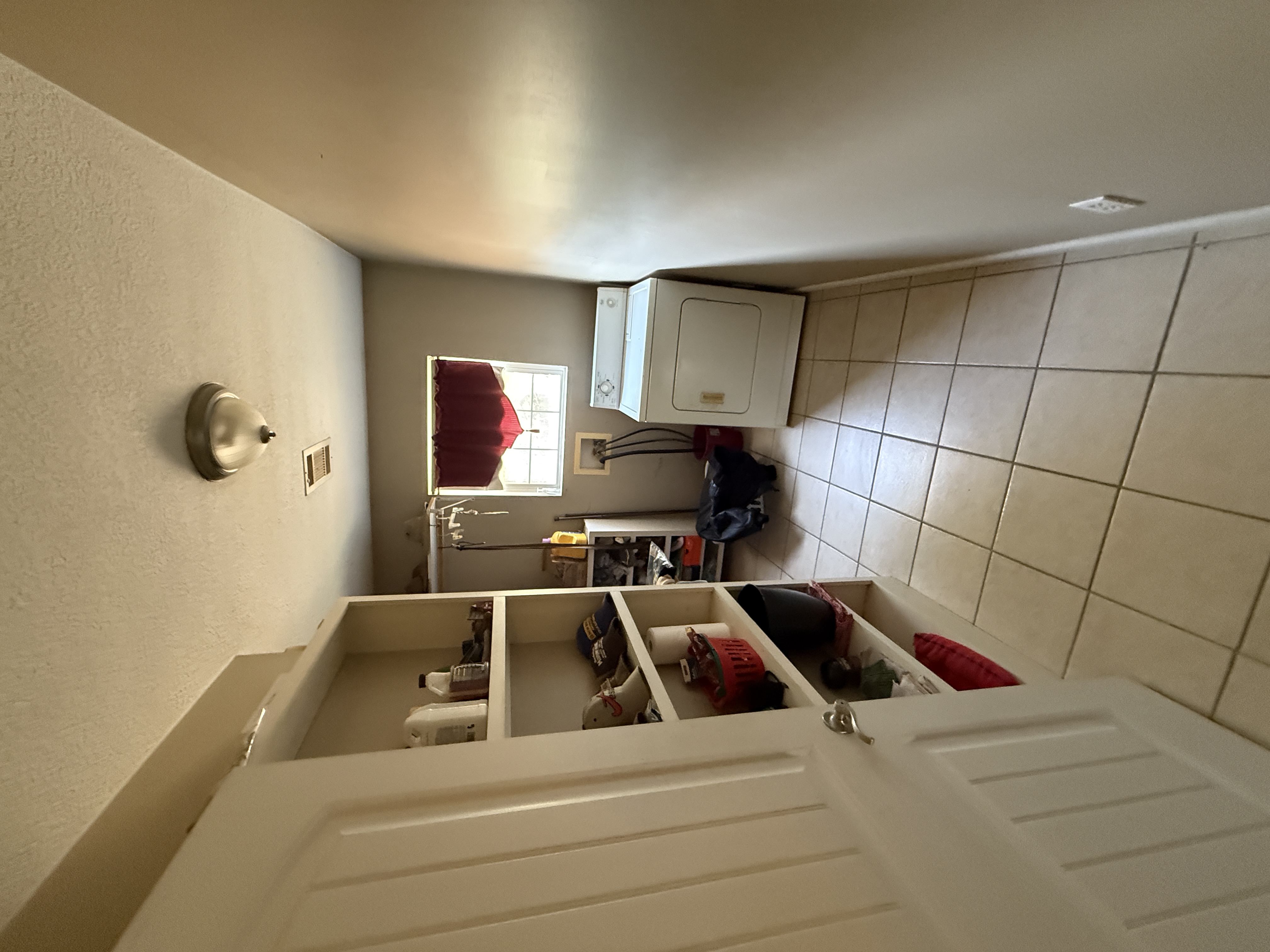 Real Estate & Personal Property Auction Image
