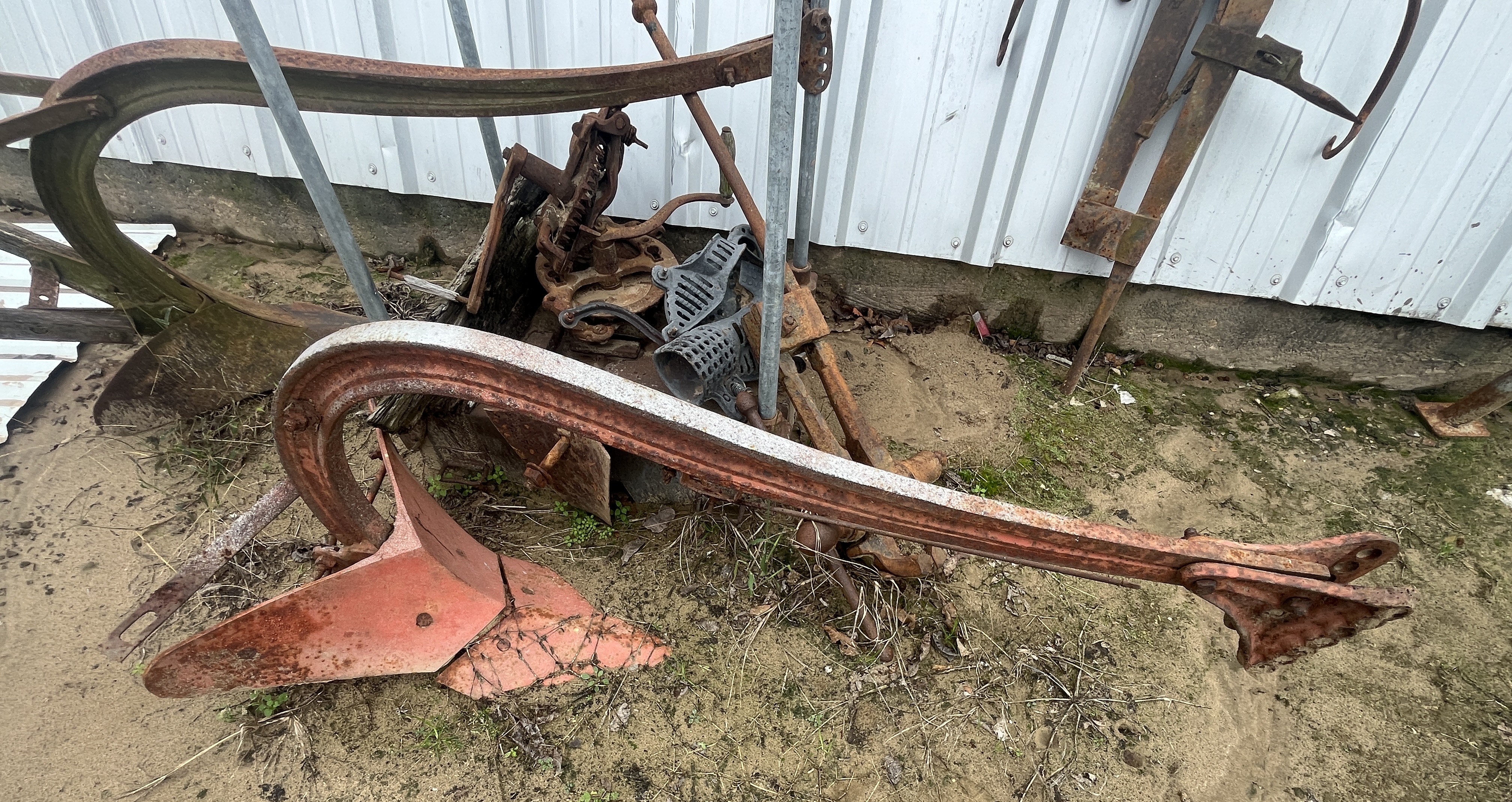 Collector's Dream Auction Image