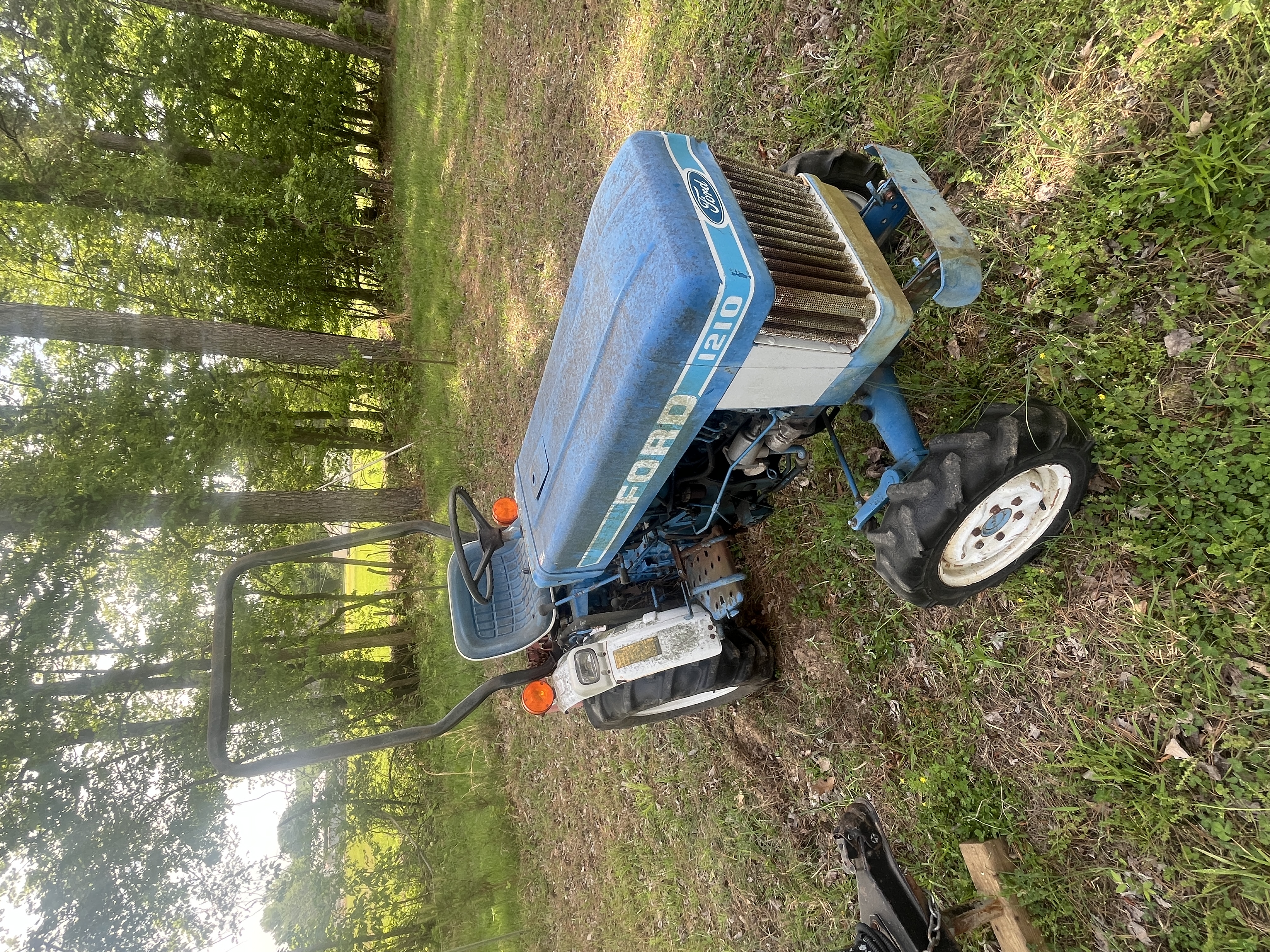 Moving Auction Image