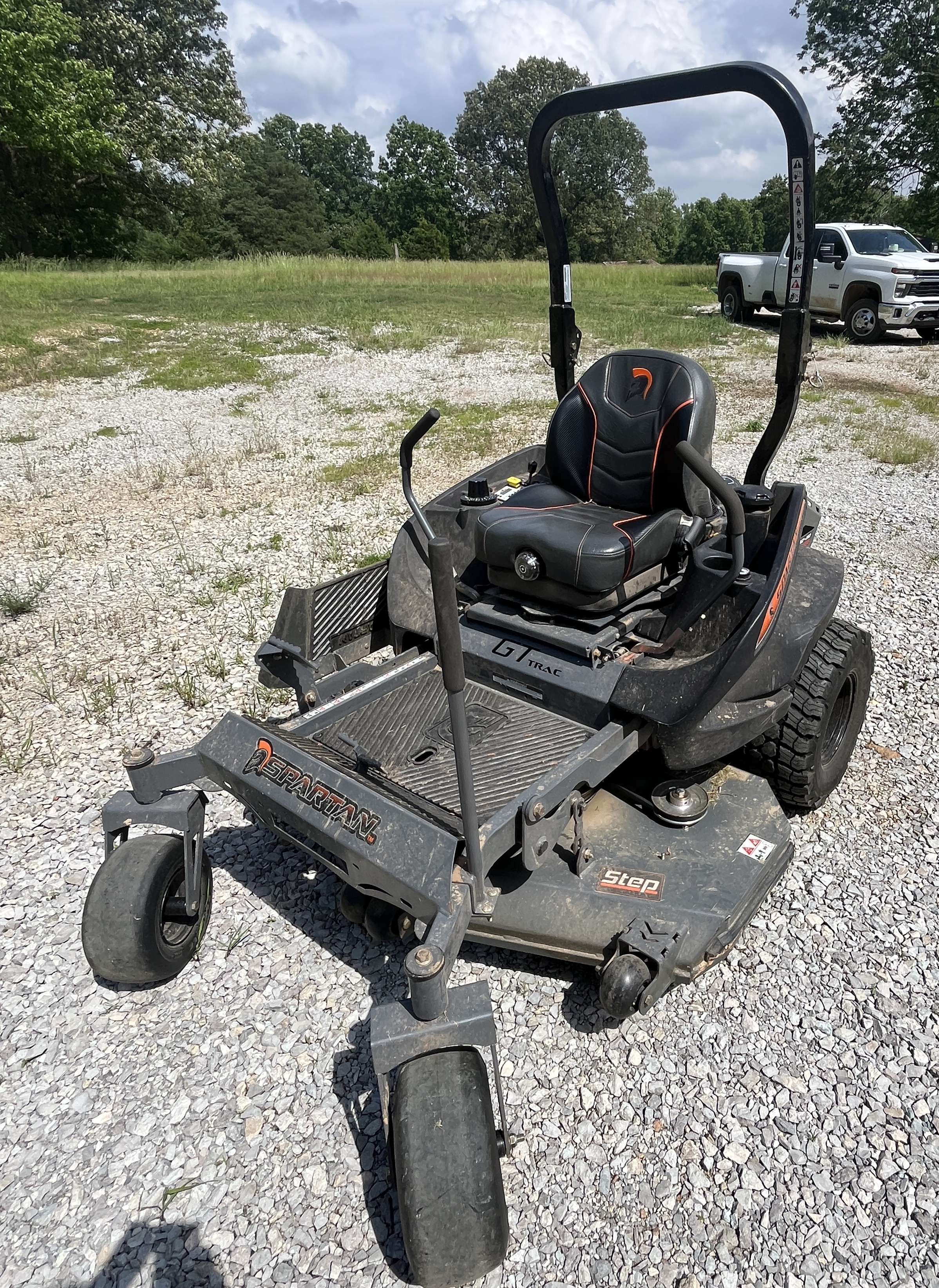 Real Estate & Personal Property Auction Image