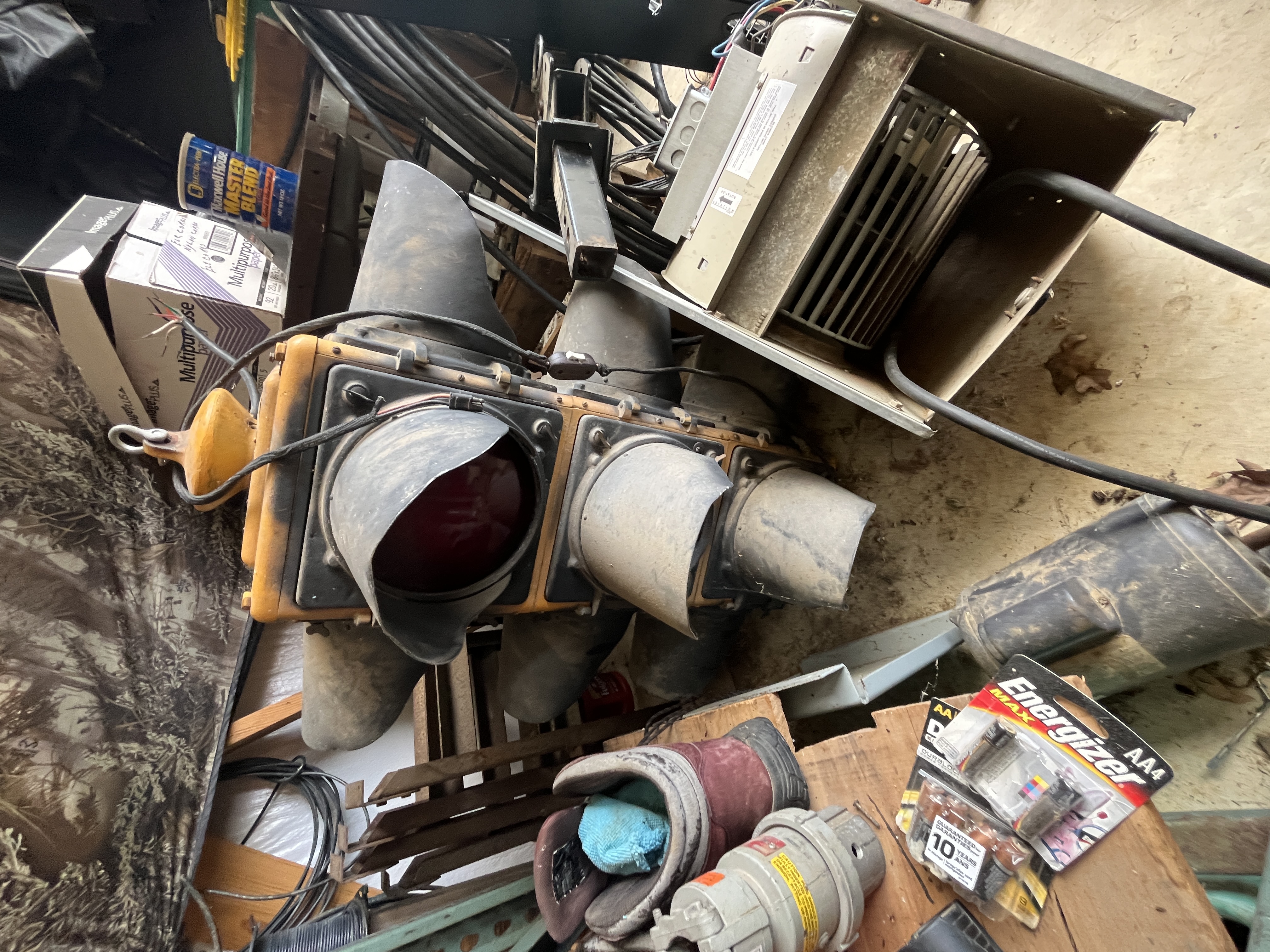 Real Estate & Personal Property Auction Image