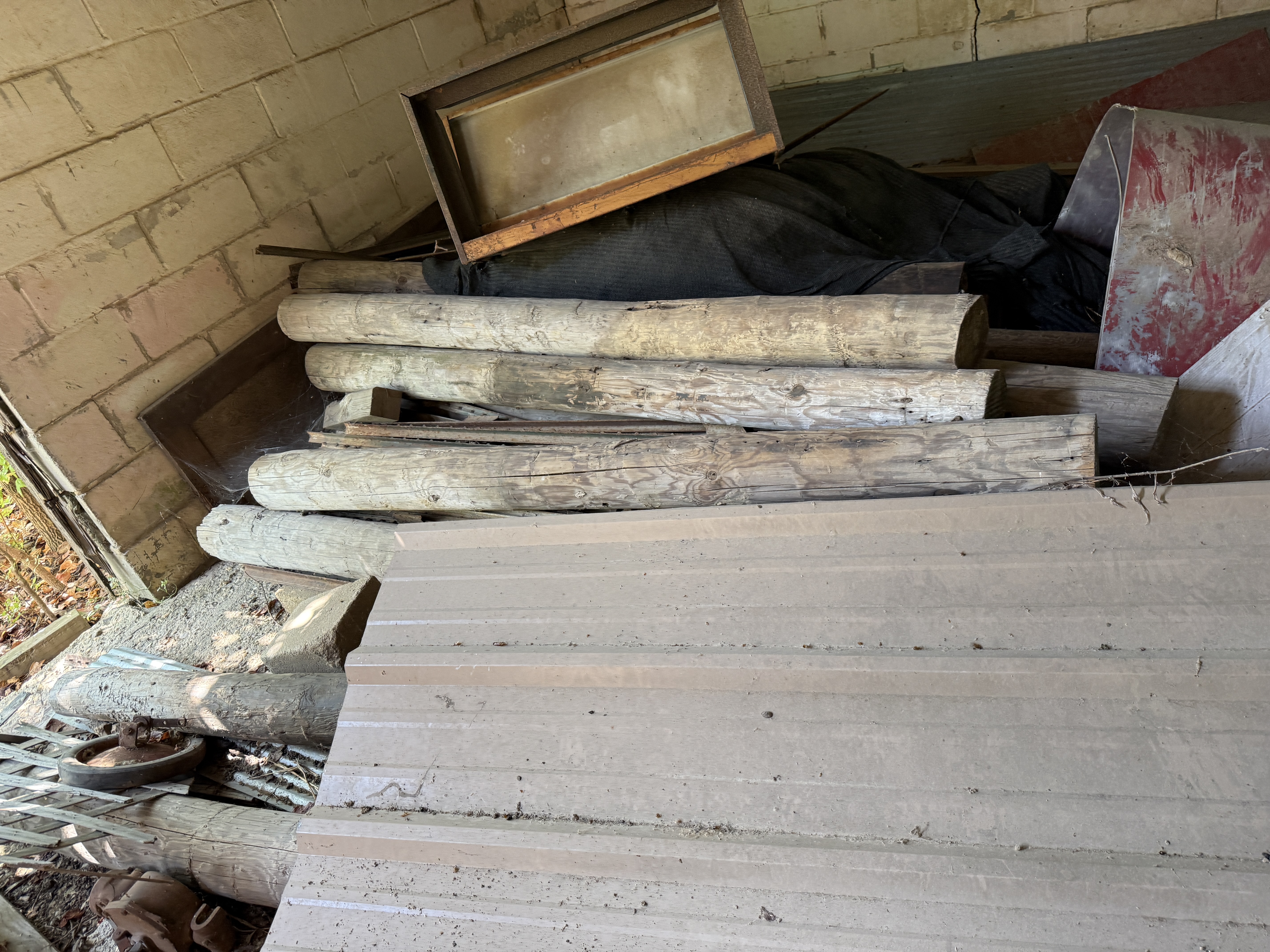 Real Estate & Personal Property Auction Image