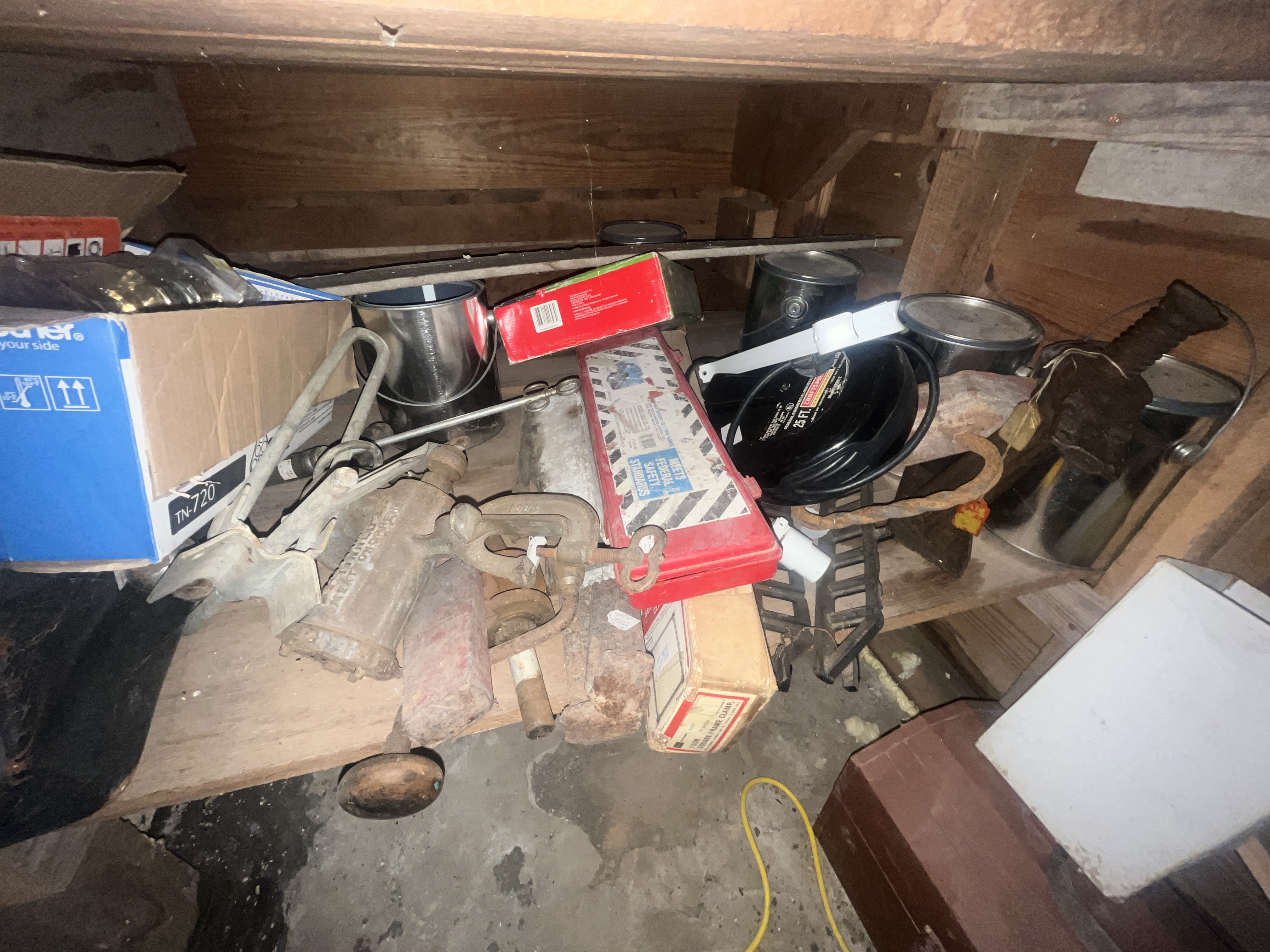 Real Estate & Retail Business Liquidation Image