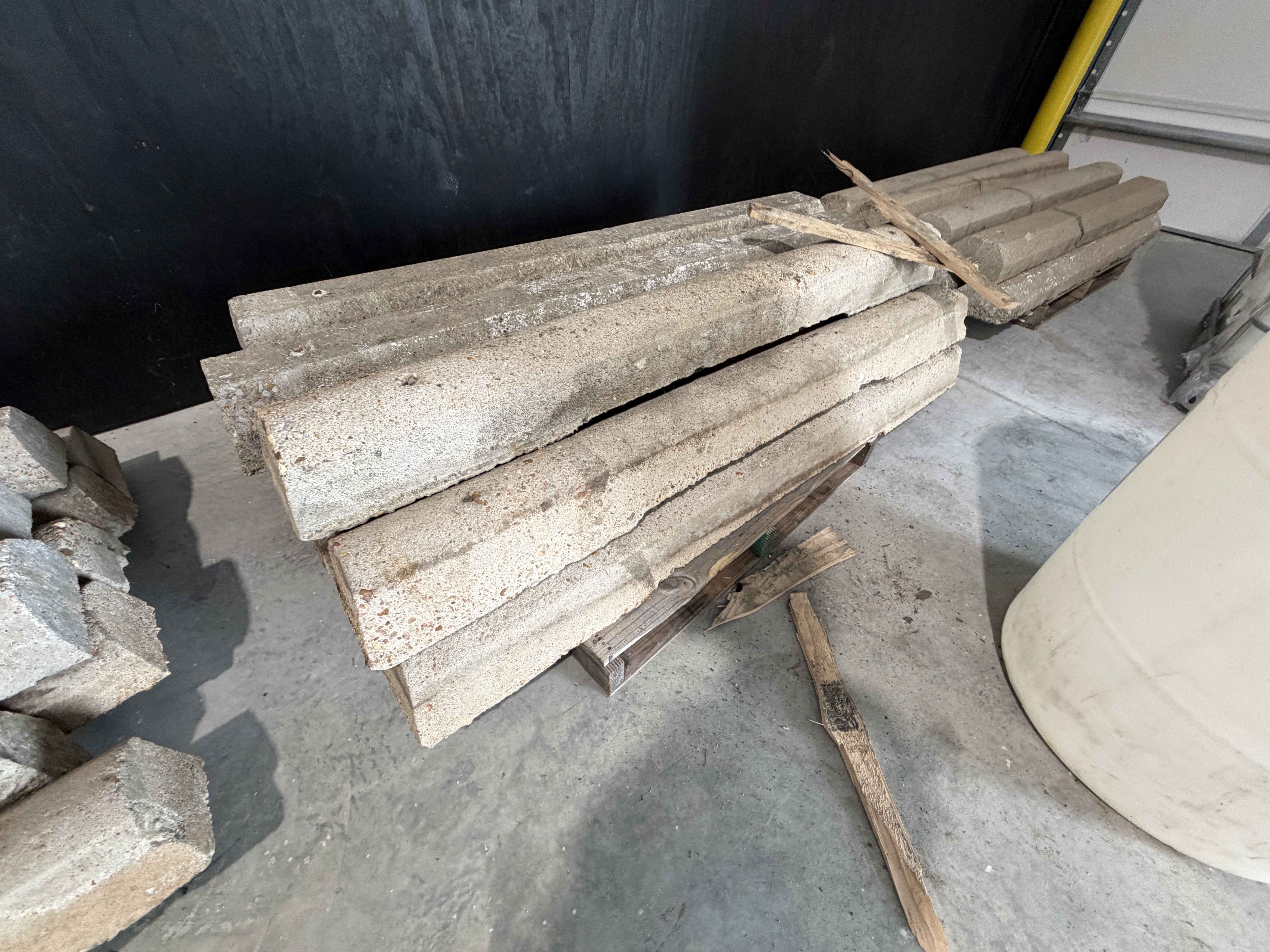 M&M Concrete Surplus Equipment Auction Image