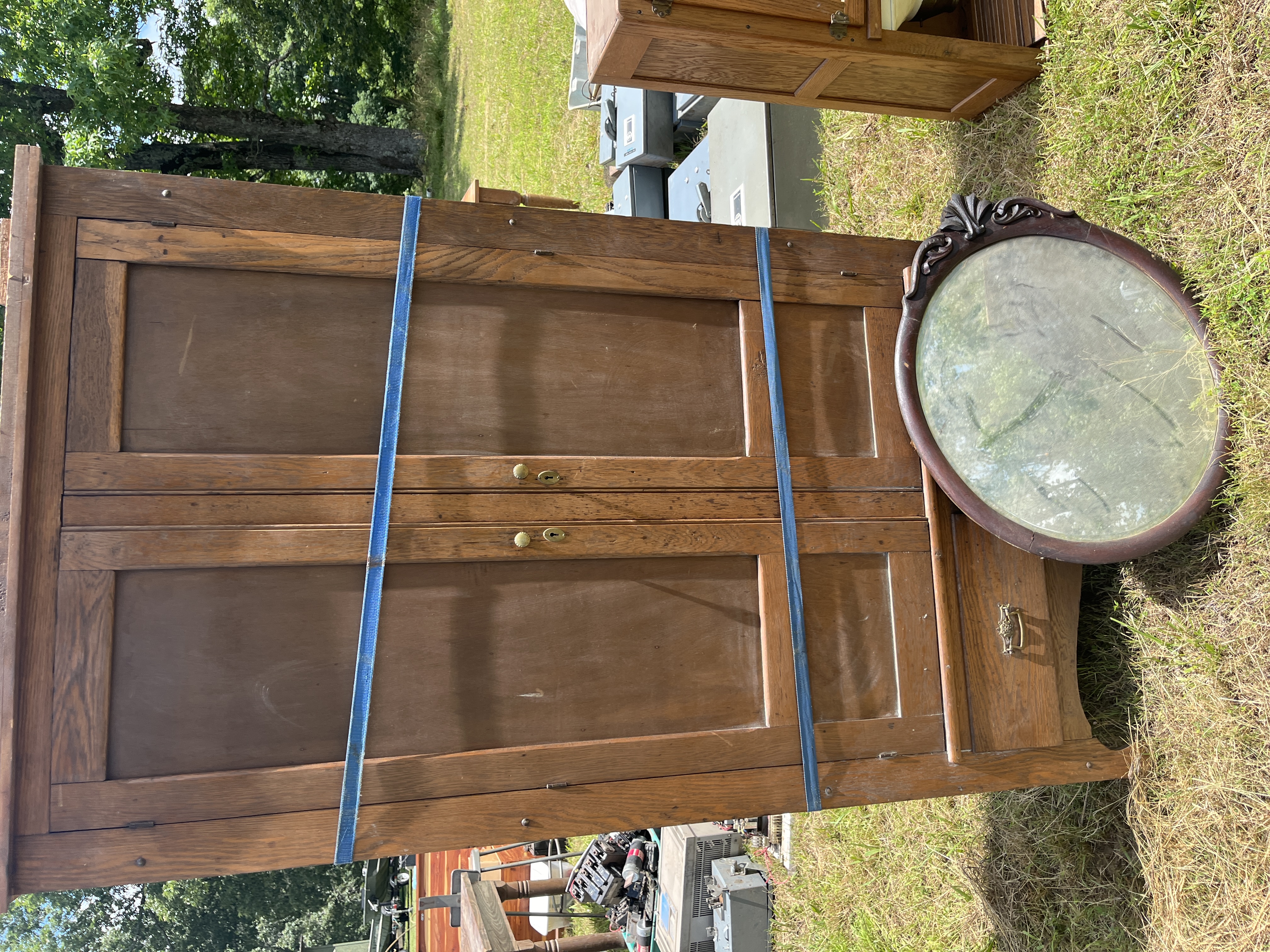 Real Estate & Personal Property Auction Image
