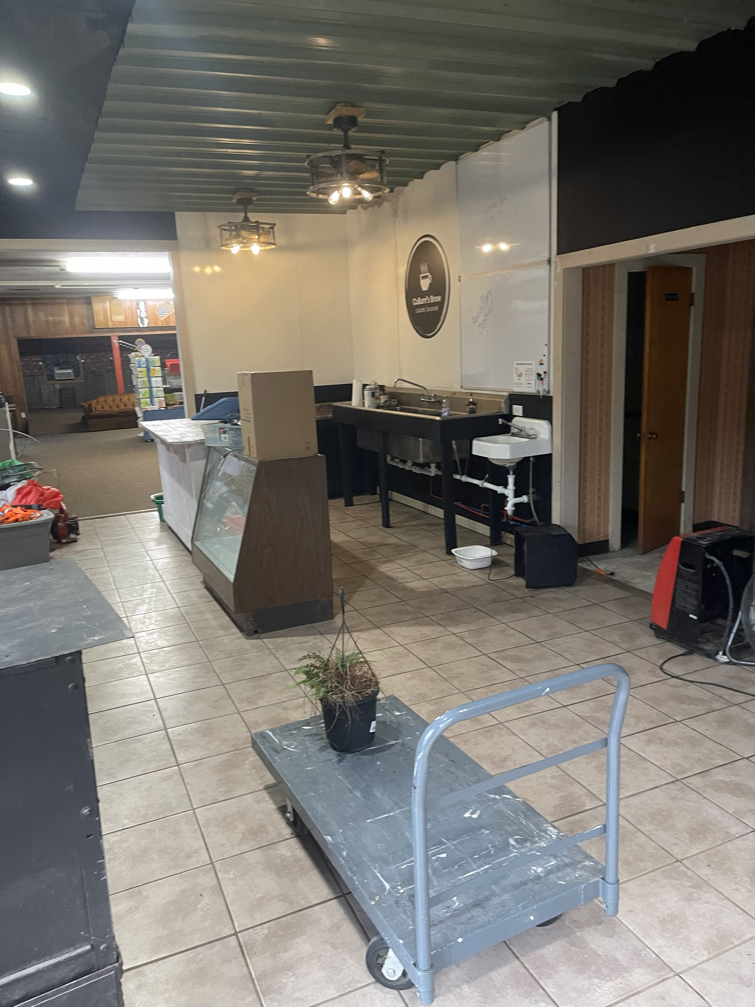 Commercial Real Estate Auction Image