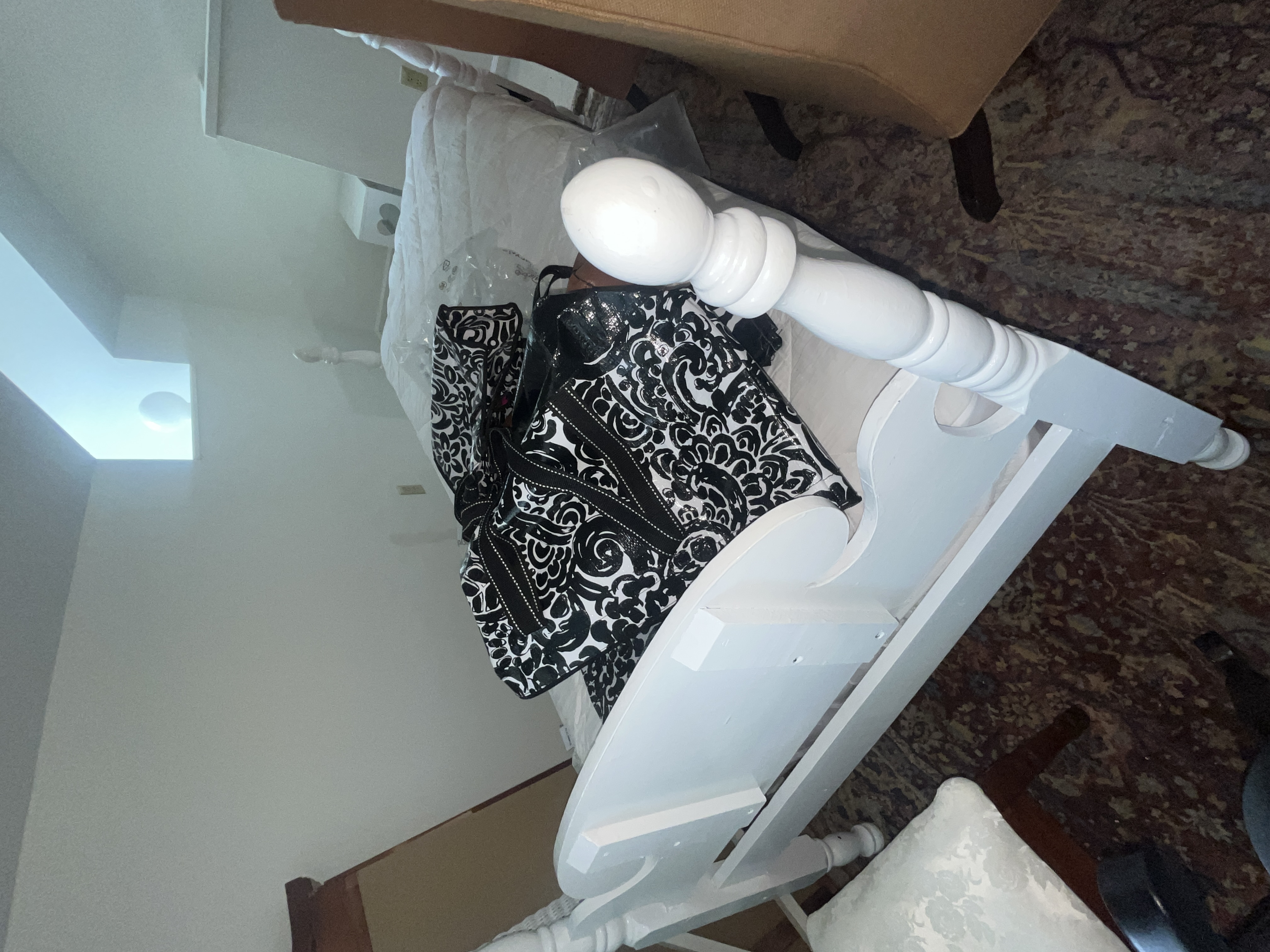 Moving Auction Image