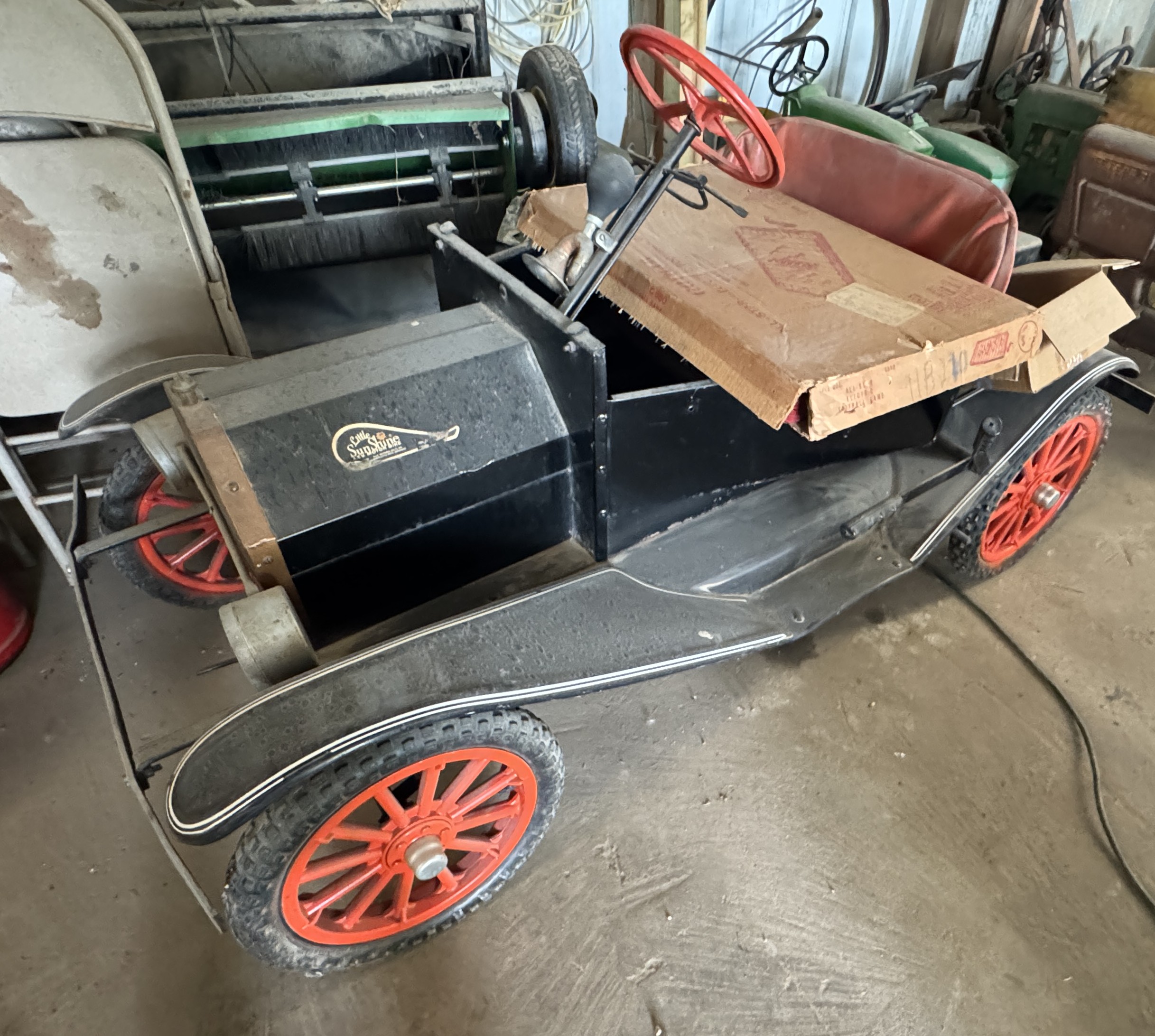 Collector's Dream Auction Image