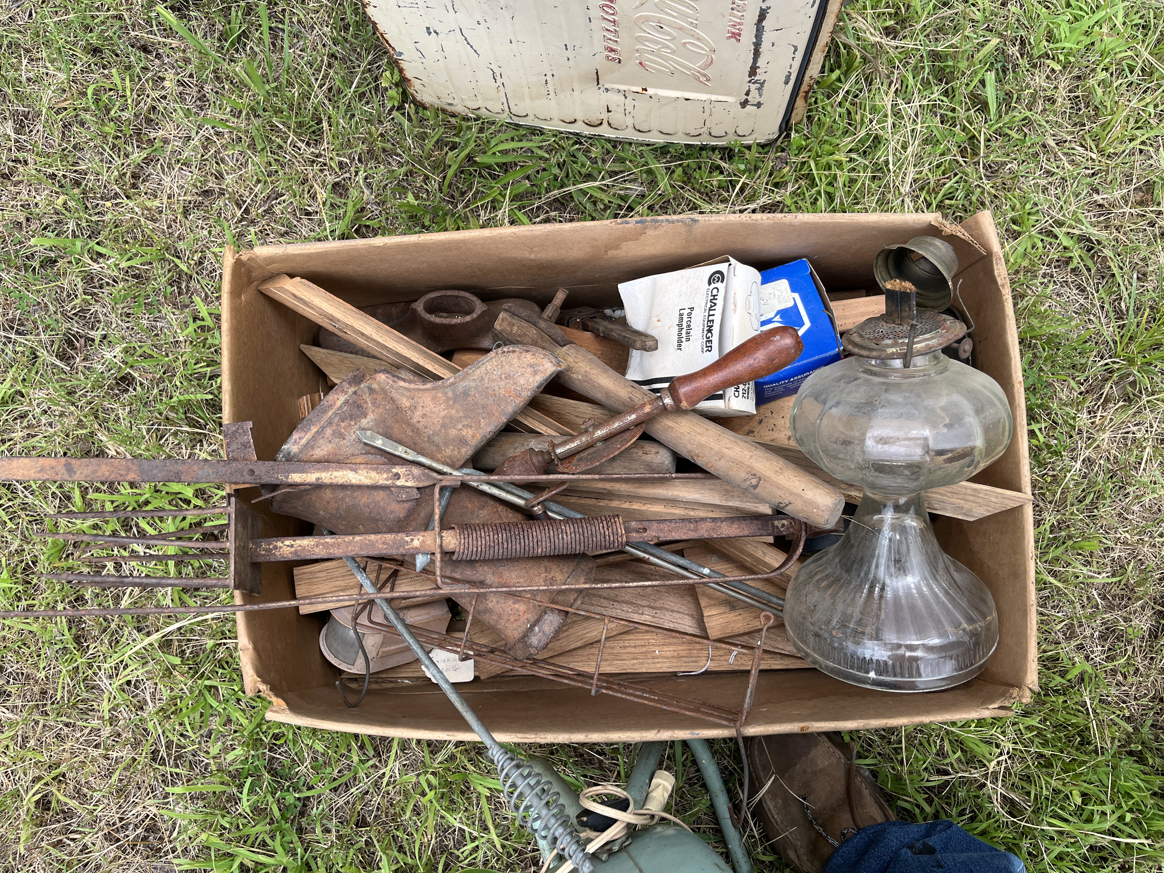 Real Estate & Personal Property Auction Image