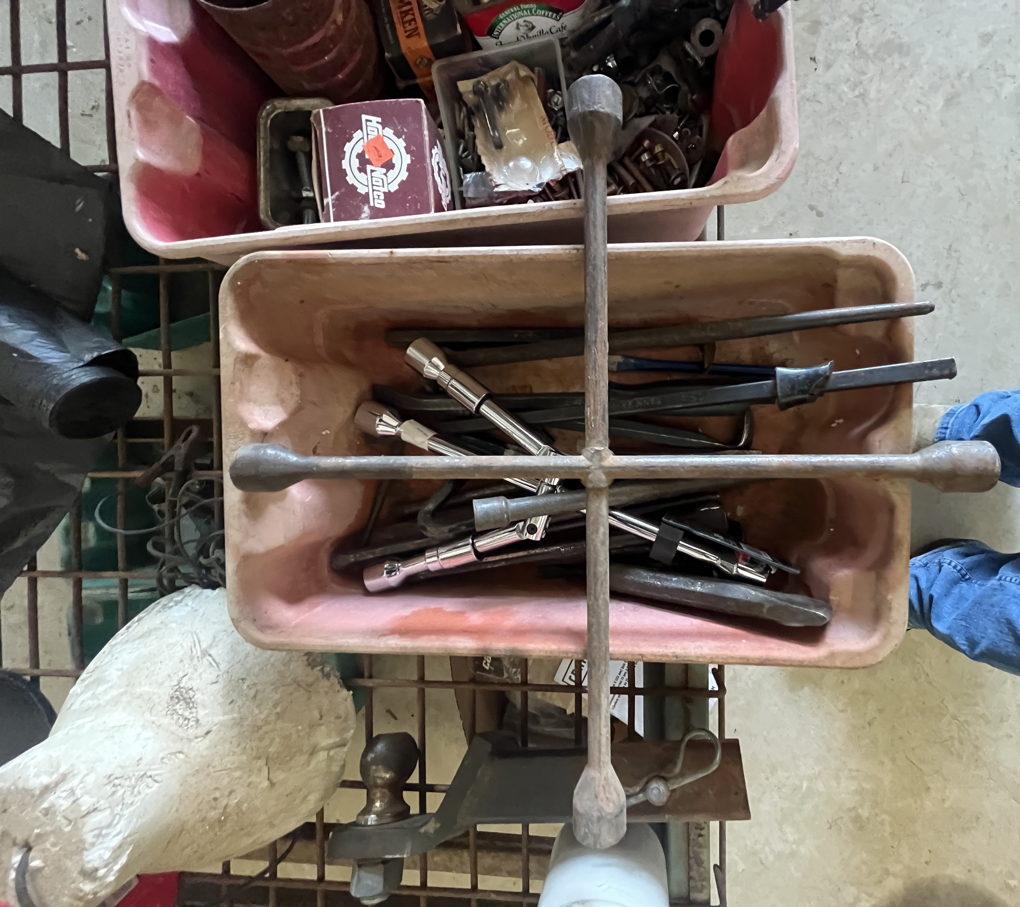 Real Estate & Personal Property Auction Image