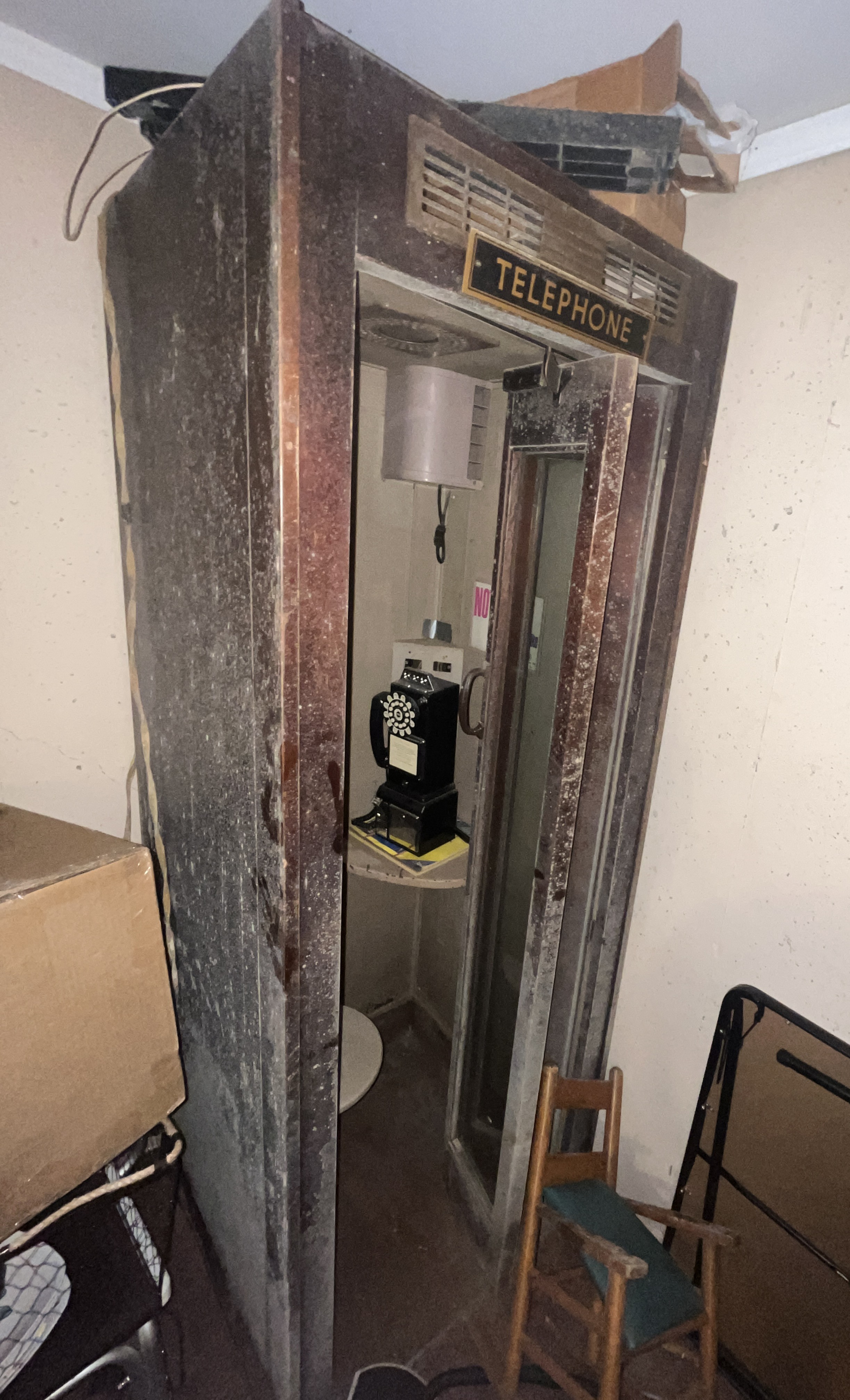 Moving Auction Image