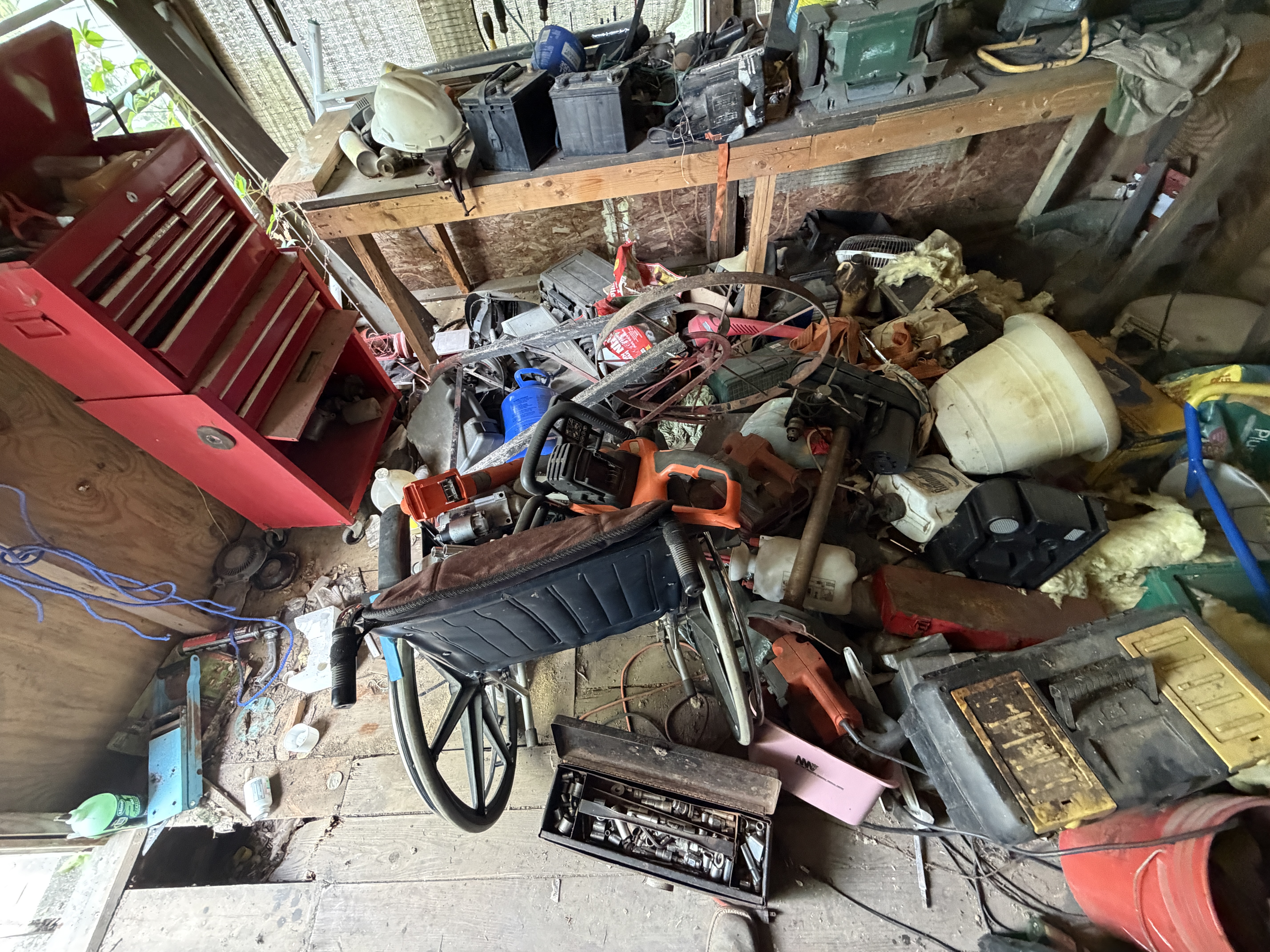 Real Estate & Personal Property Auction Image