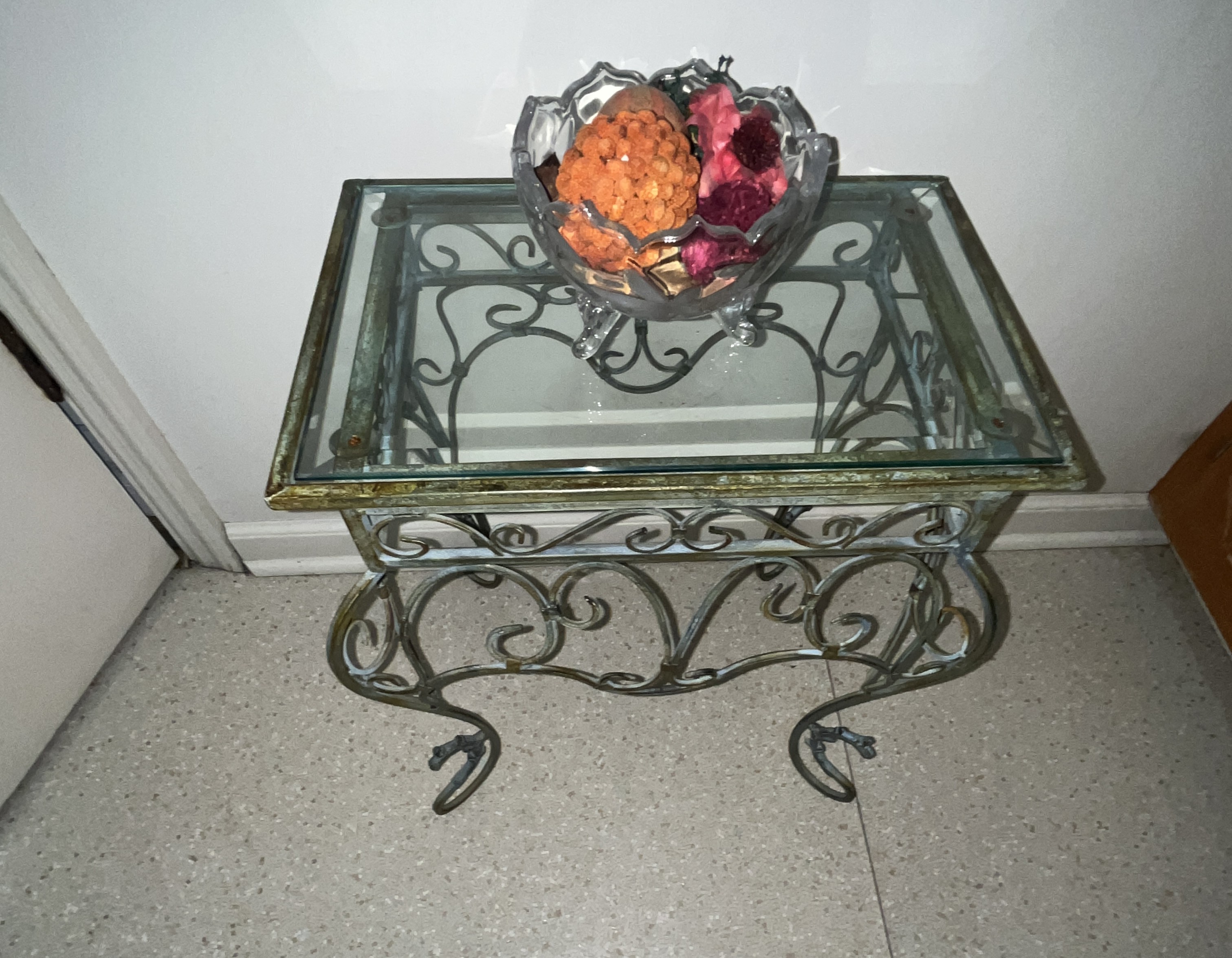Estate Auction Image