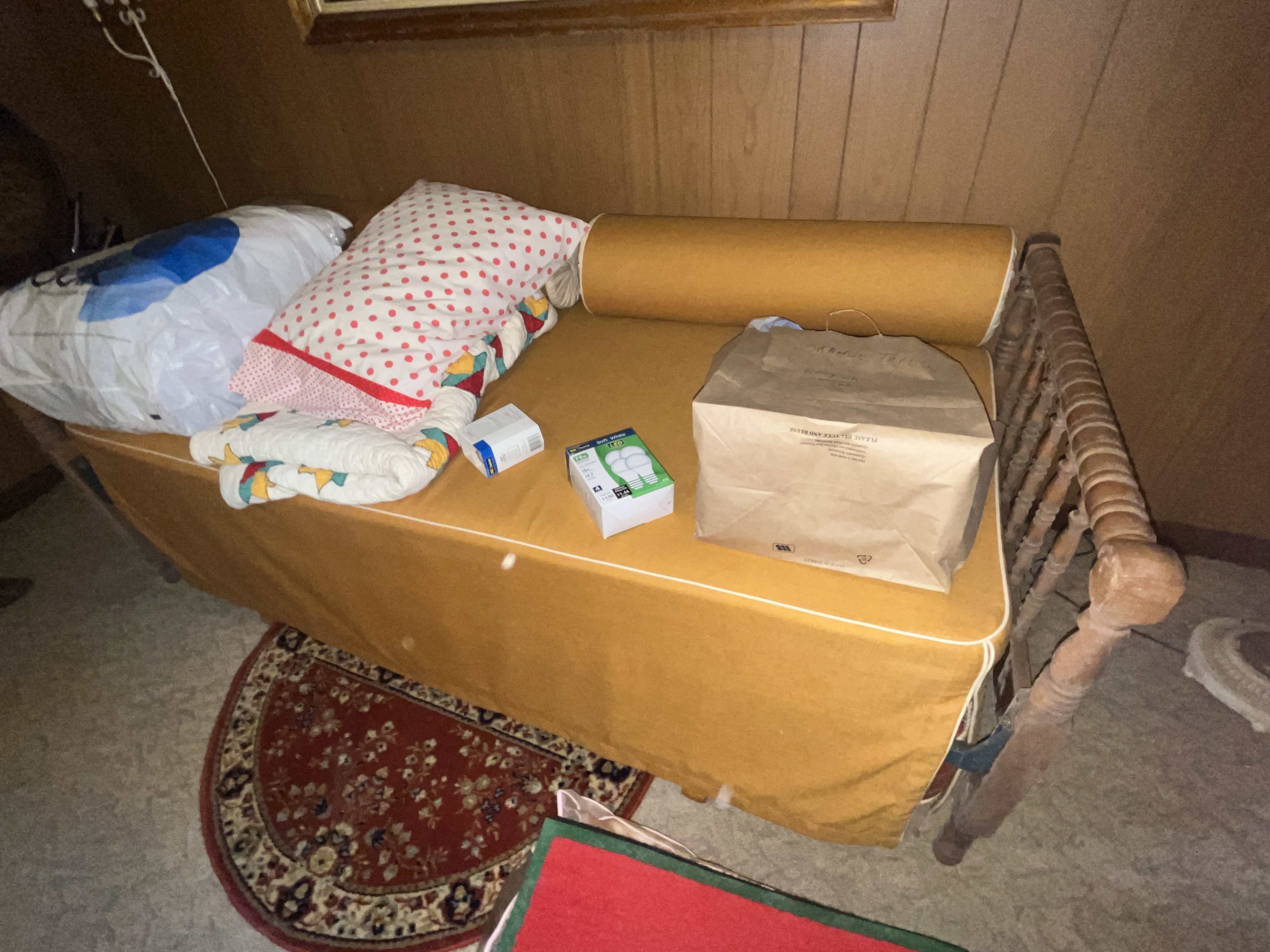 Estate Auction Image