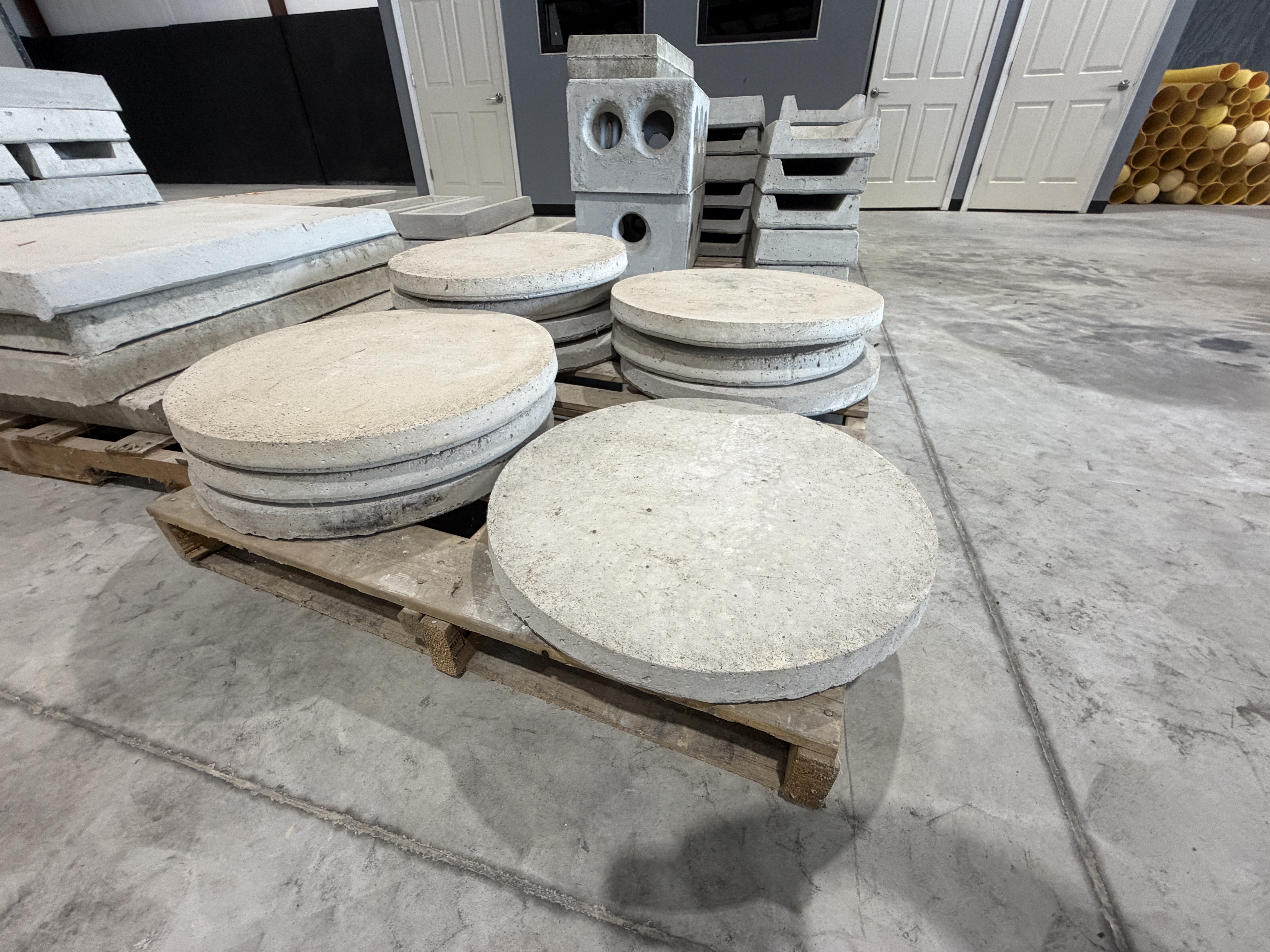 M&M Concrete Surplus Equipment Auction Image