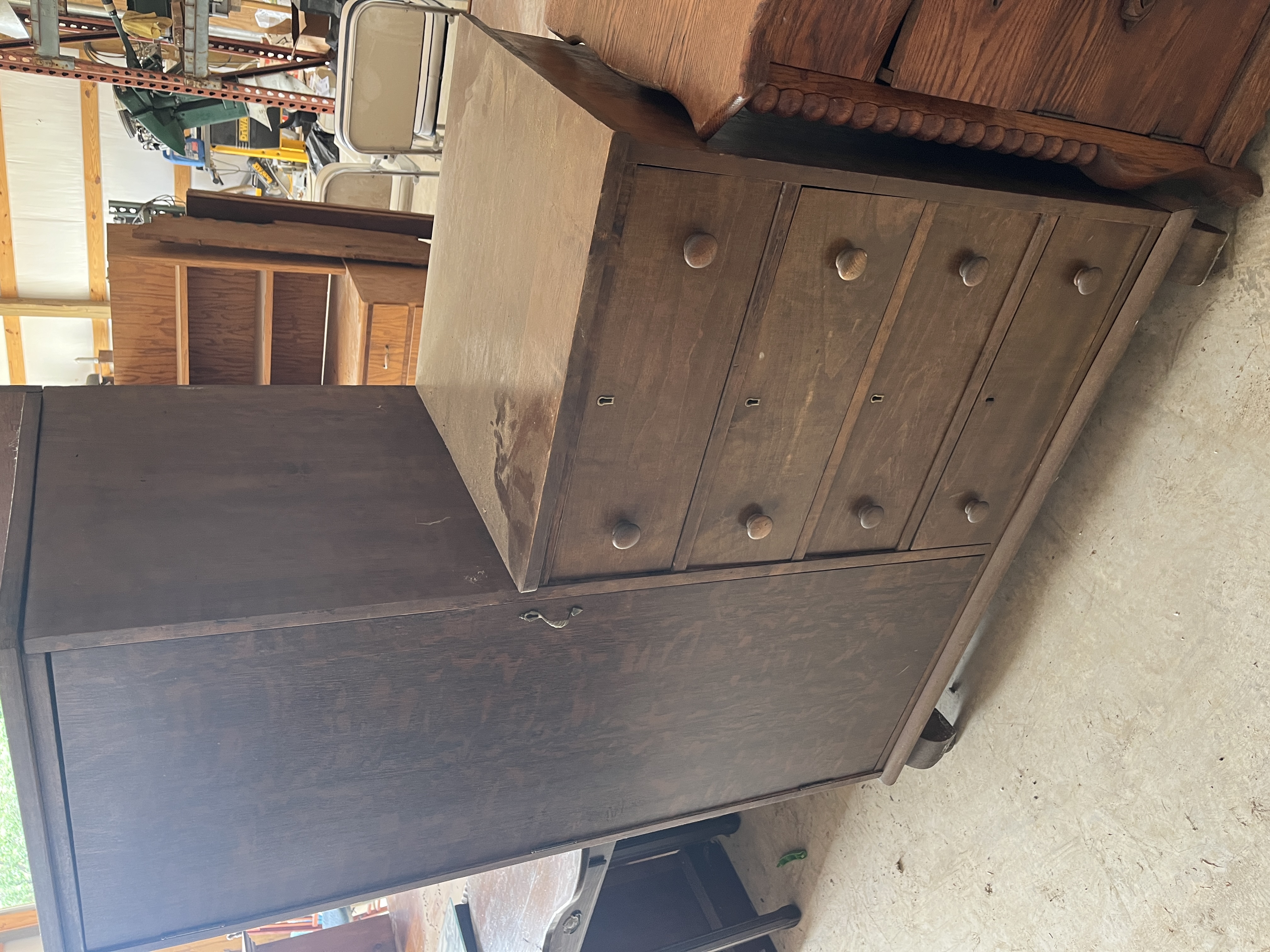 Real Estate & Personal Property Auction Image