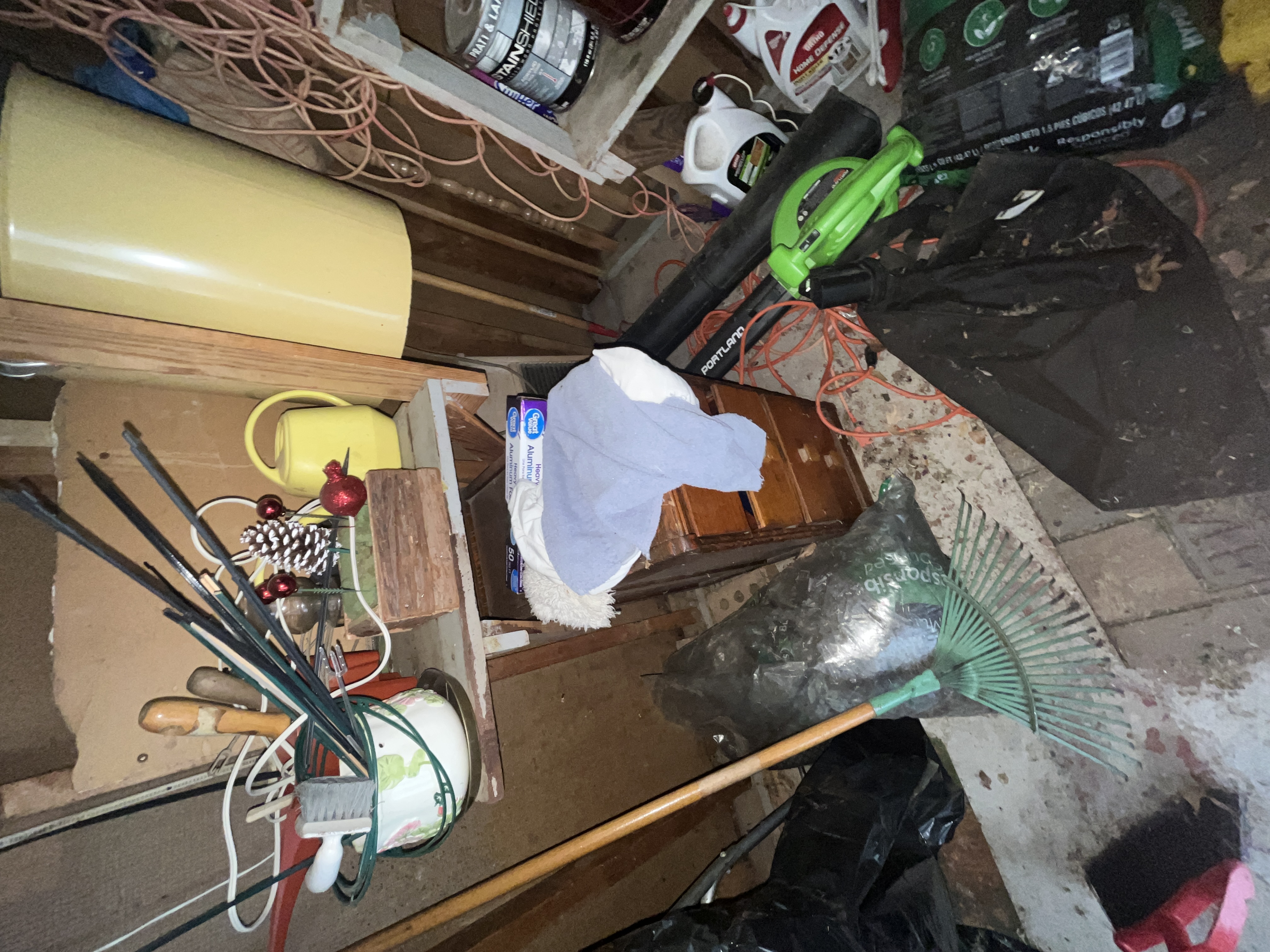 Estate Auction Image