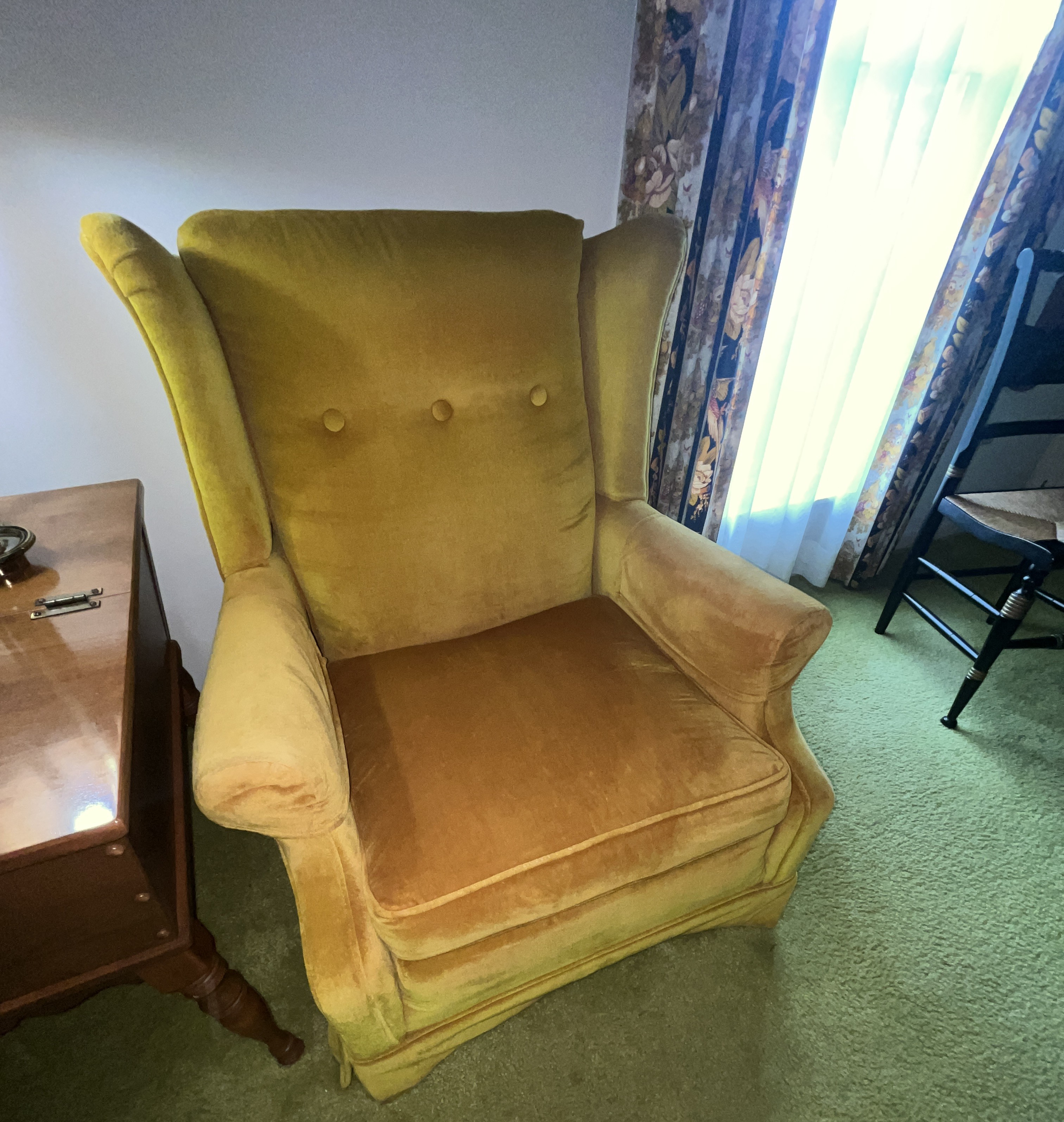 Estate Auction Image