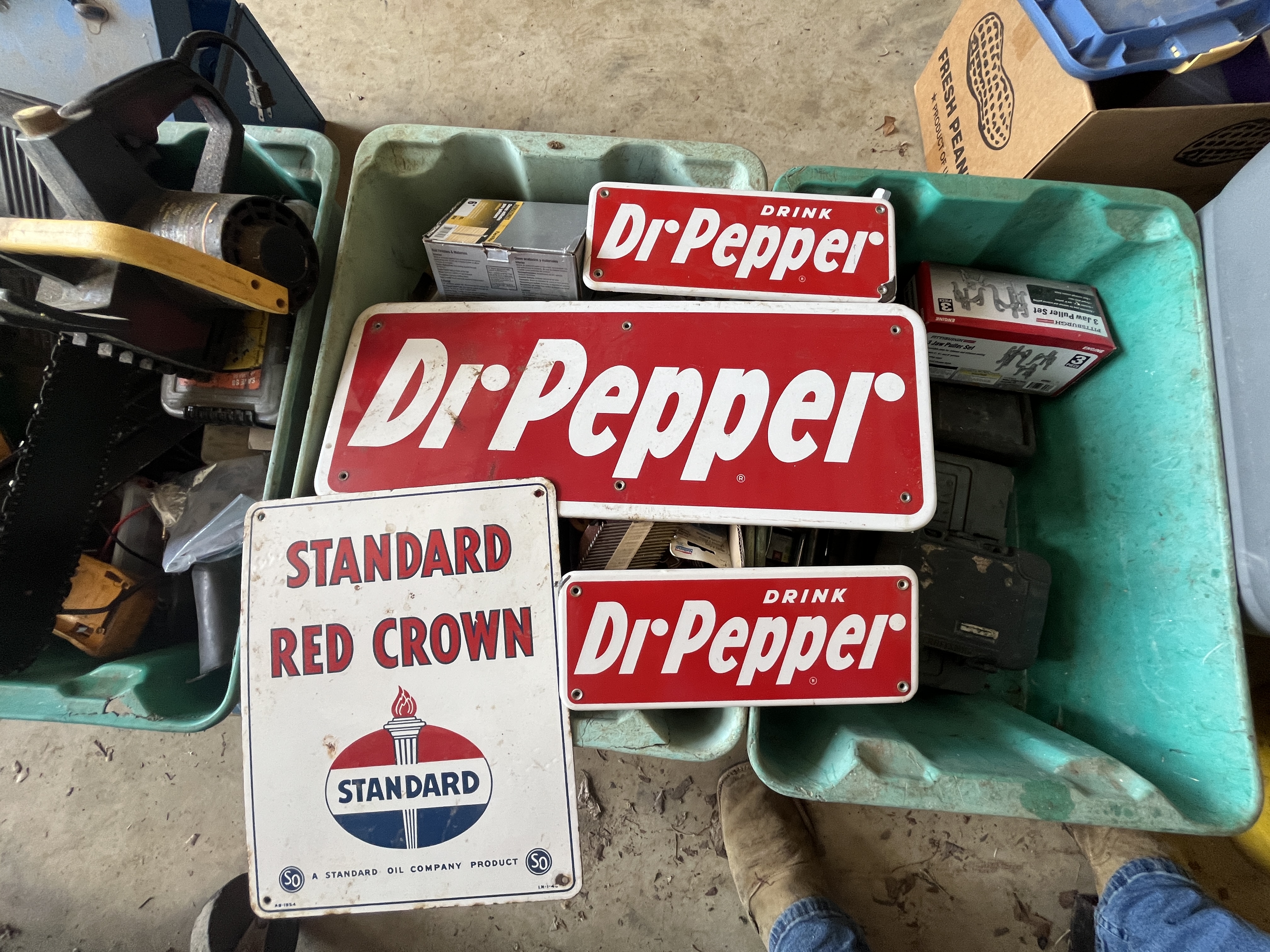 Real Estate & Personal Property Auction Image