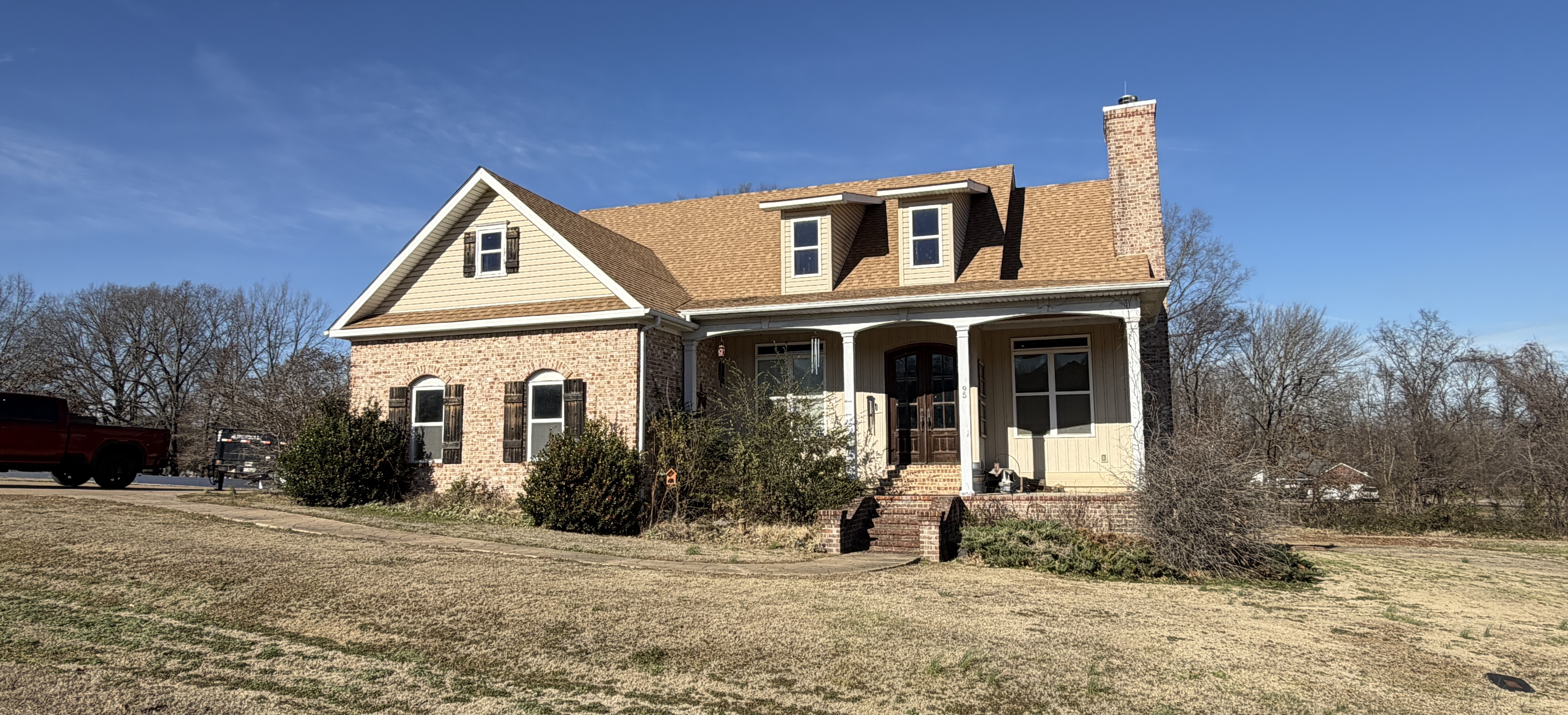 Real Estate & Personal Property Auction Image