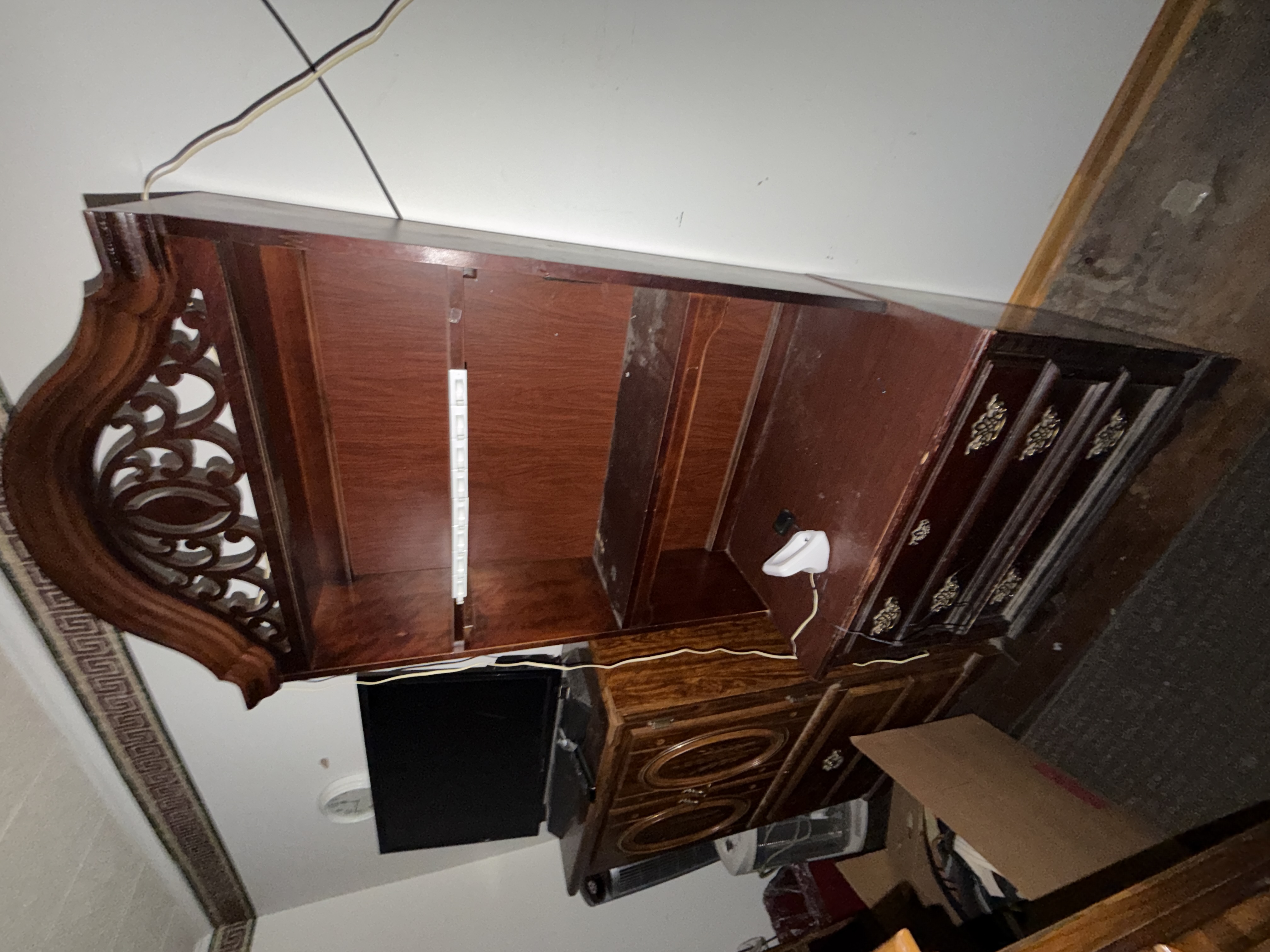 Real Estate & Personal Property Auction Image