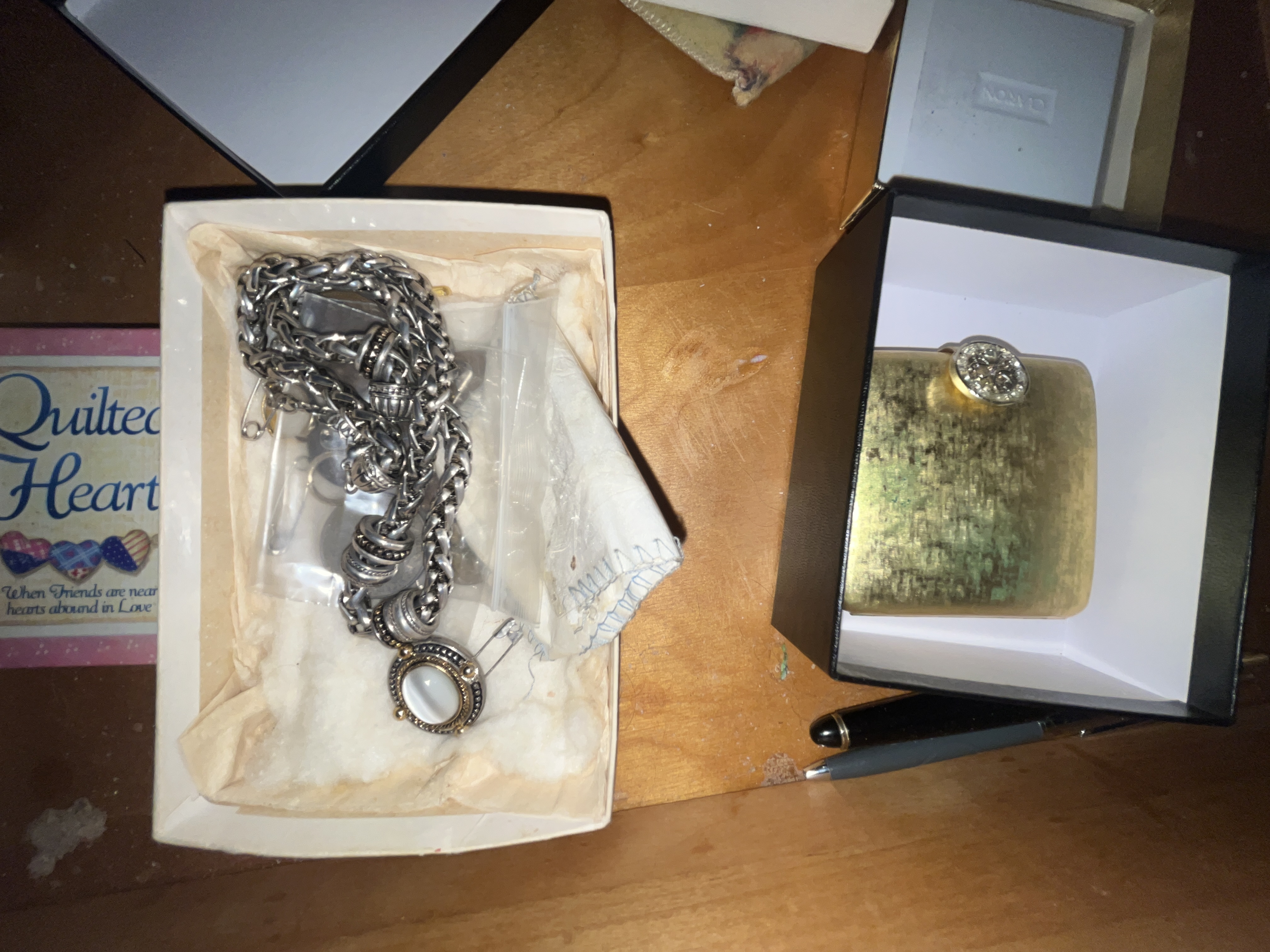 Estate Auction Image