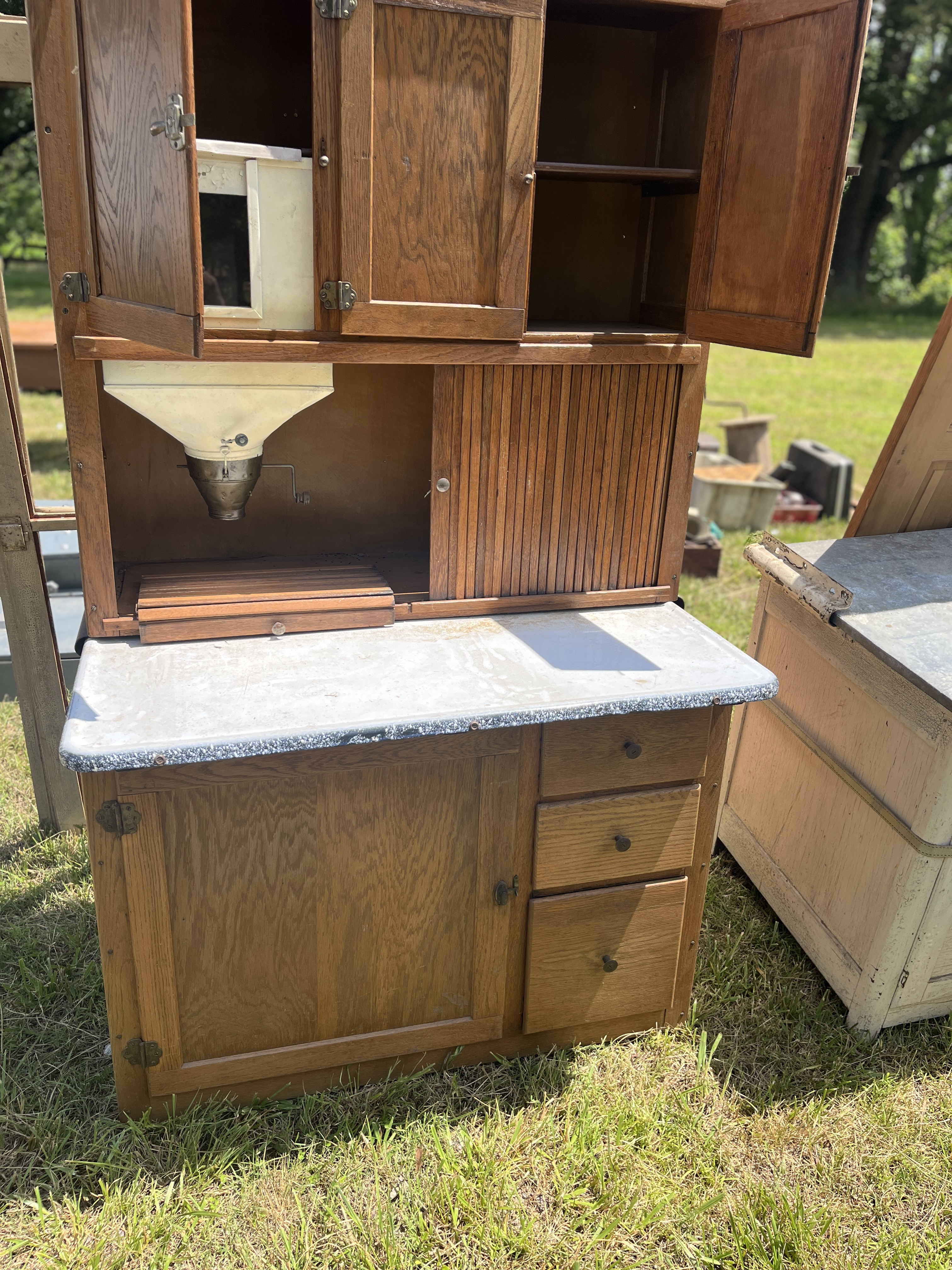 Real Estate & Personal Property Auction Image