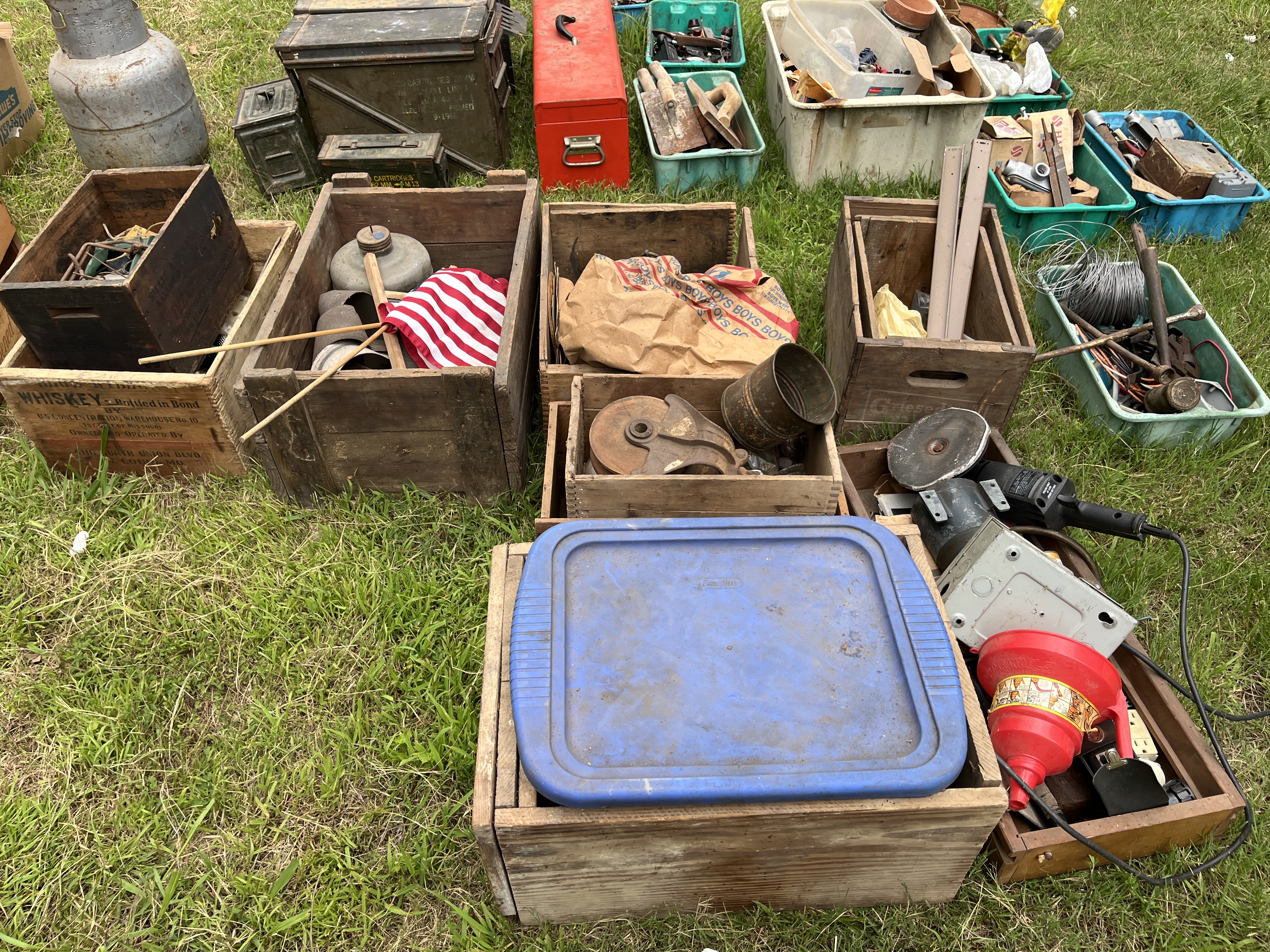 Real Estate & Personal Property Auction Image