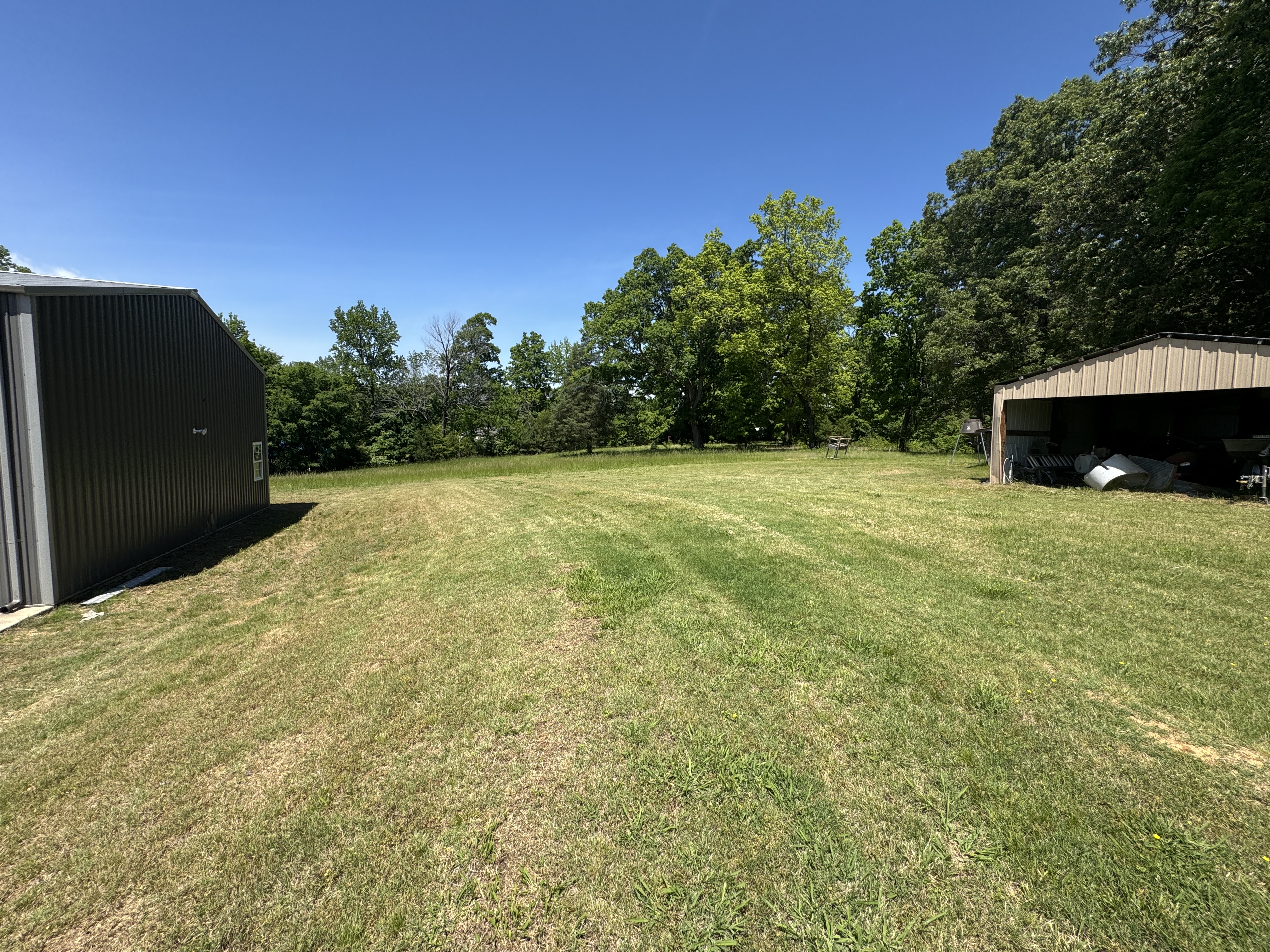 Real Estate & Personal Property Auction Image