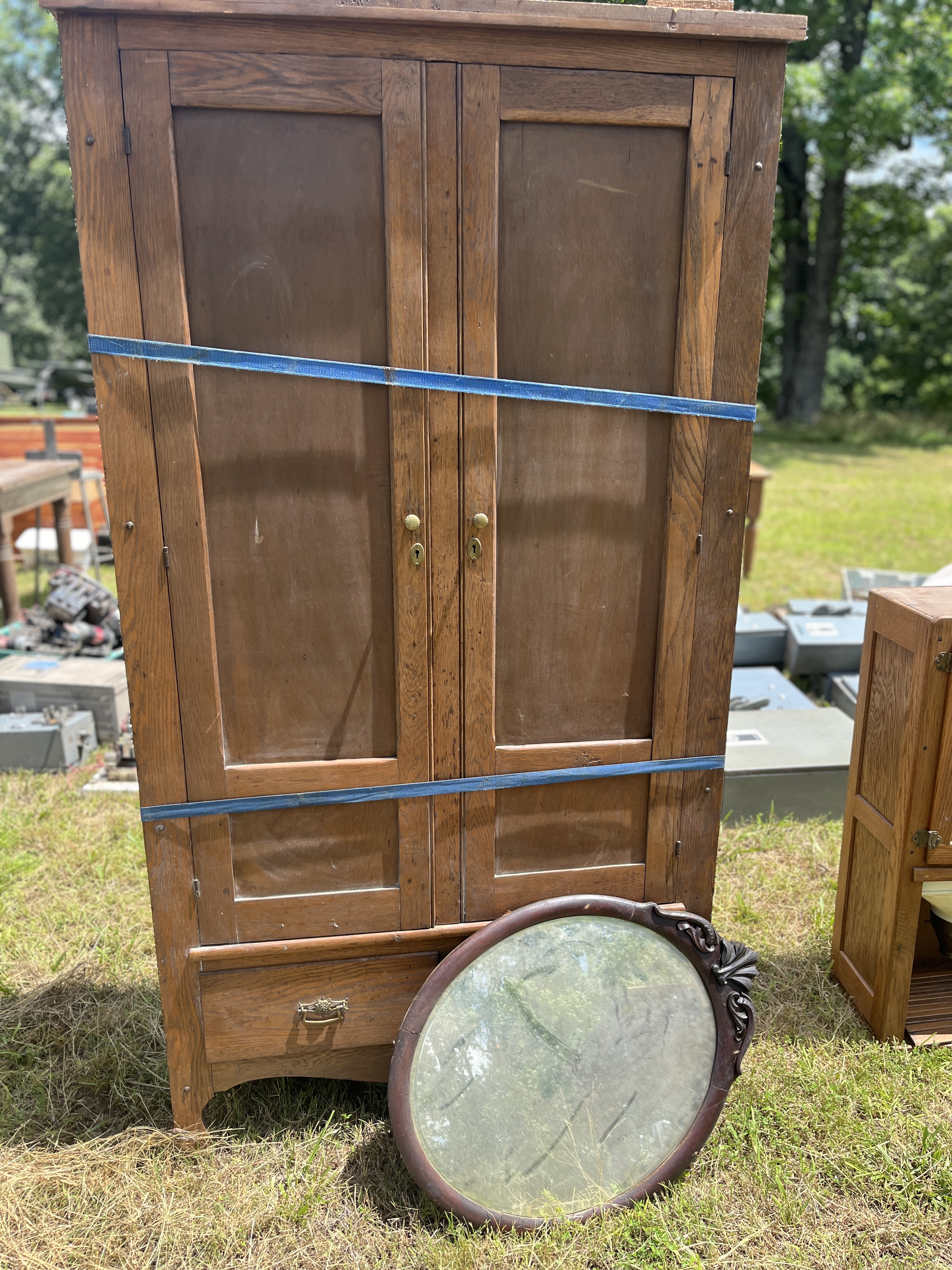 Real Estate & Personal Property Auction Image