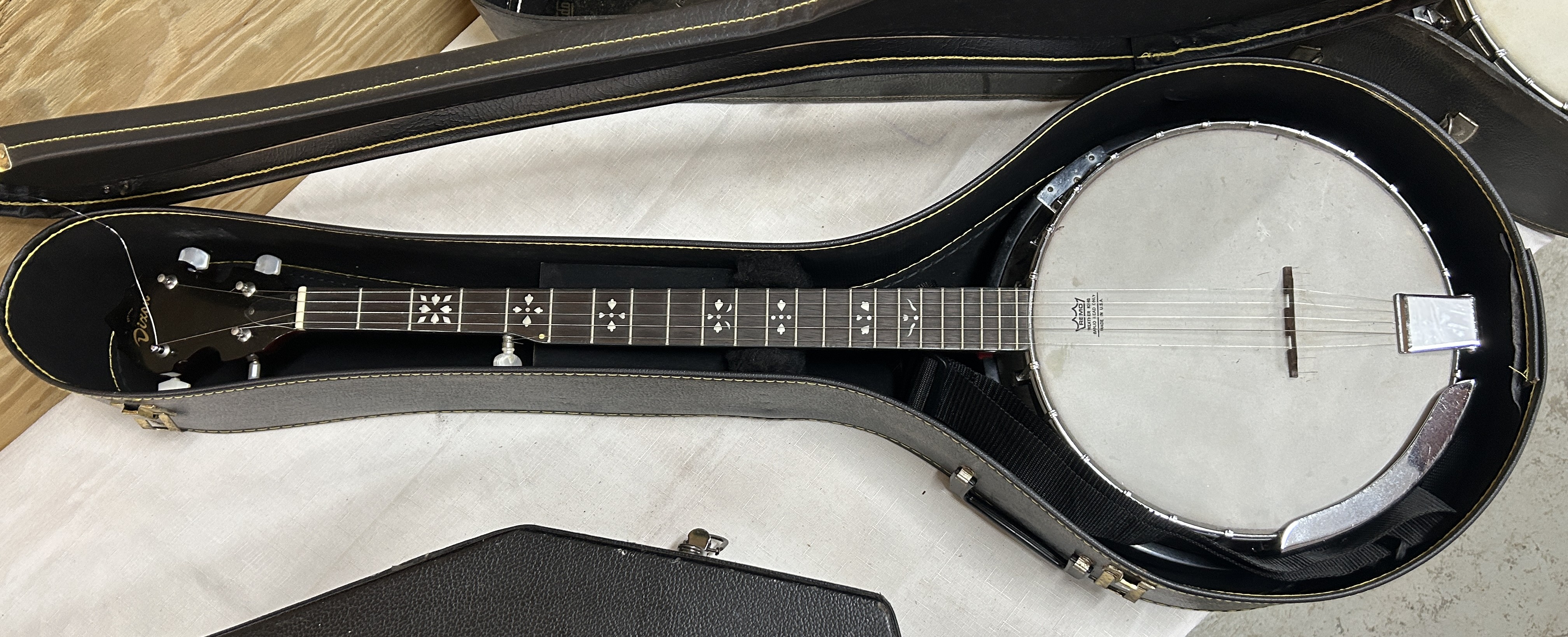 Estates of Gun & Bayonet Collection and Tools Image