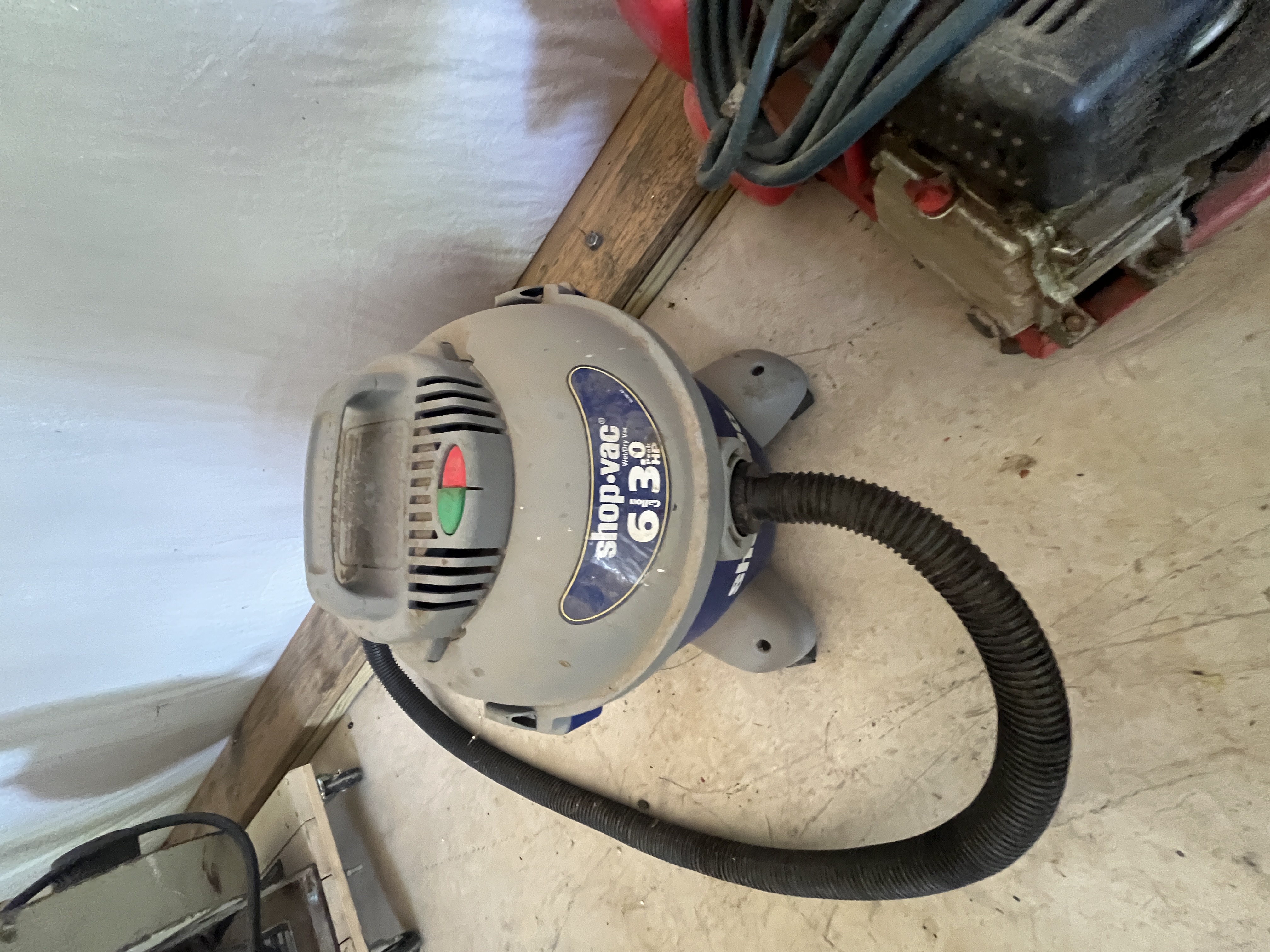 Real Estate & Personal Property Auction Image