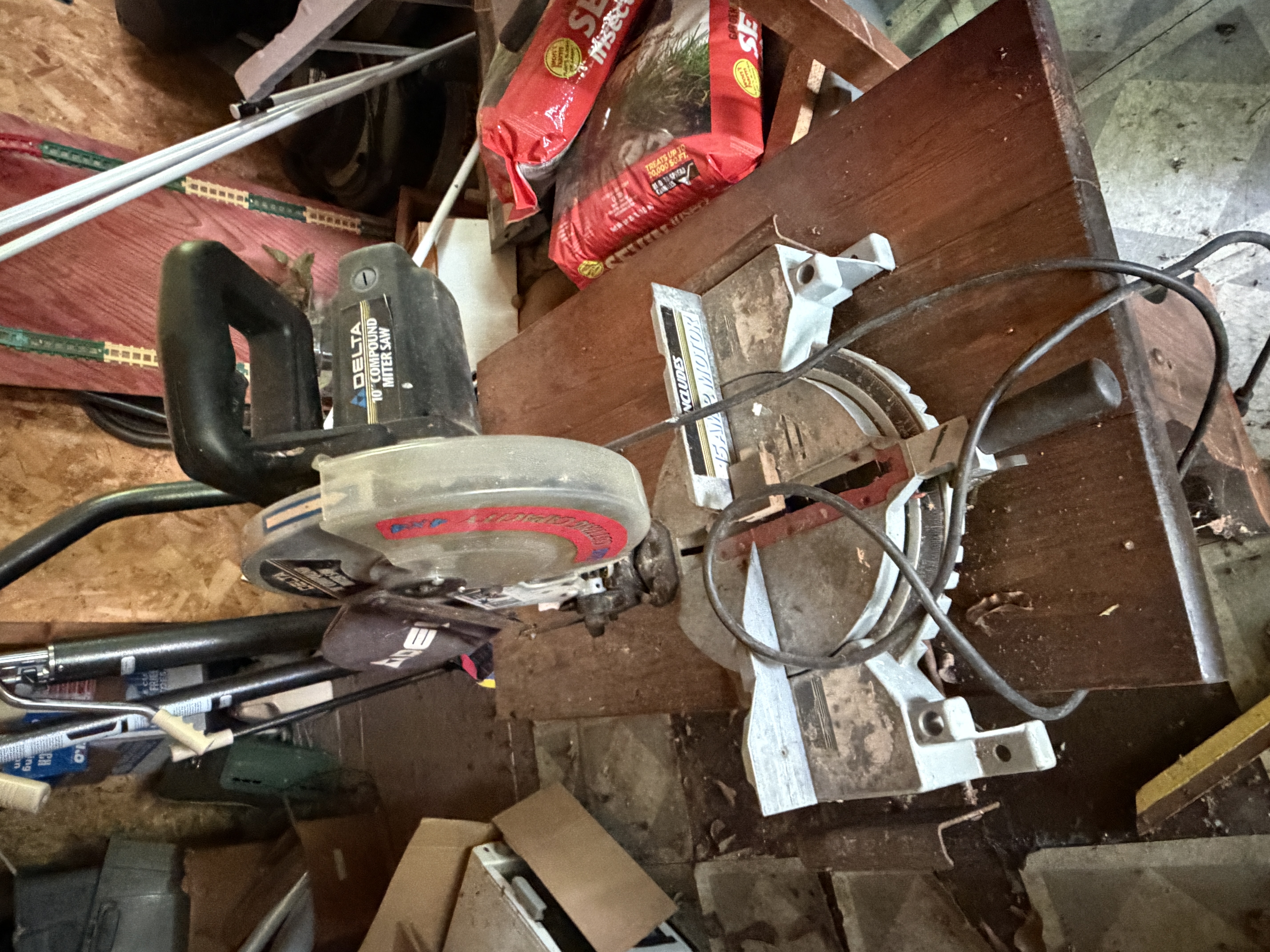 Real Estate & Personal Property Auction Image
