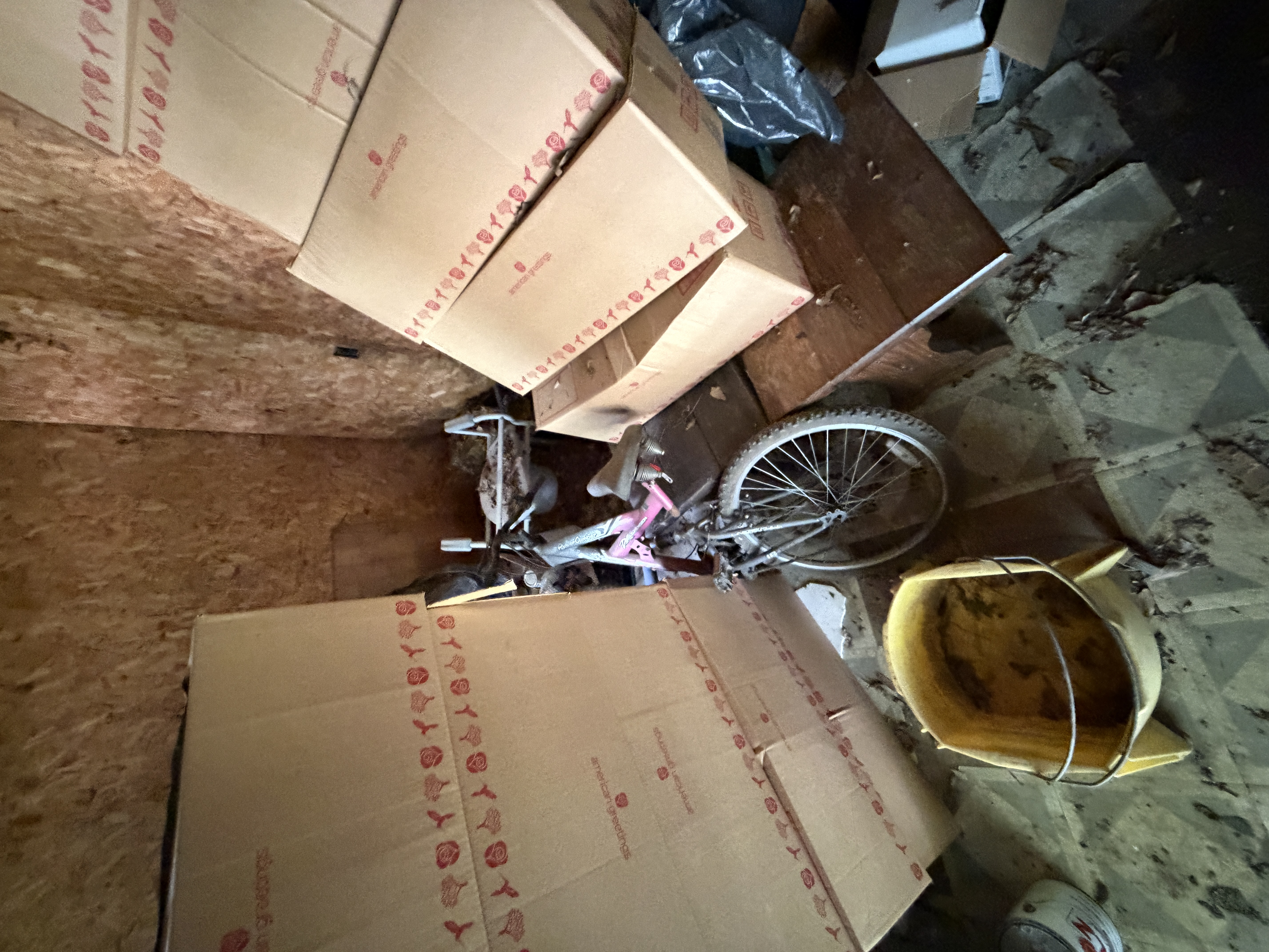 Real Estate & Personal Property Auction Image
